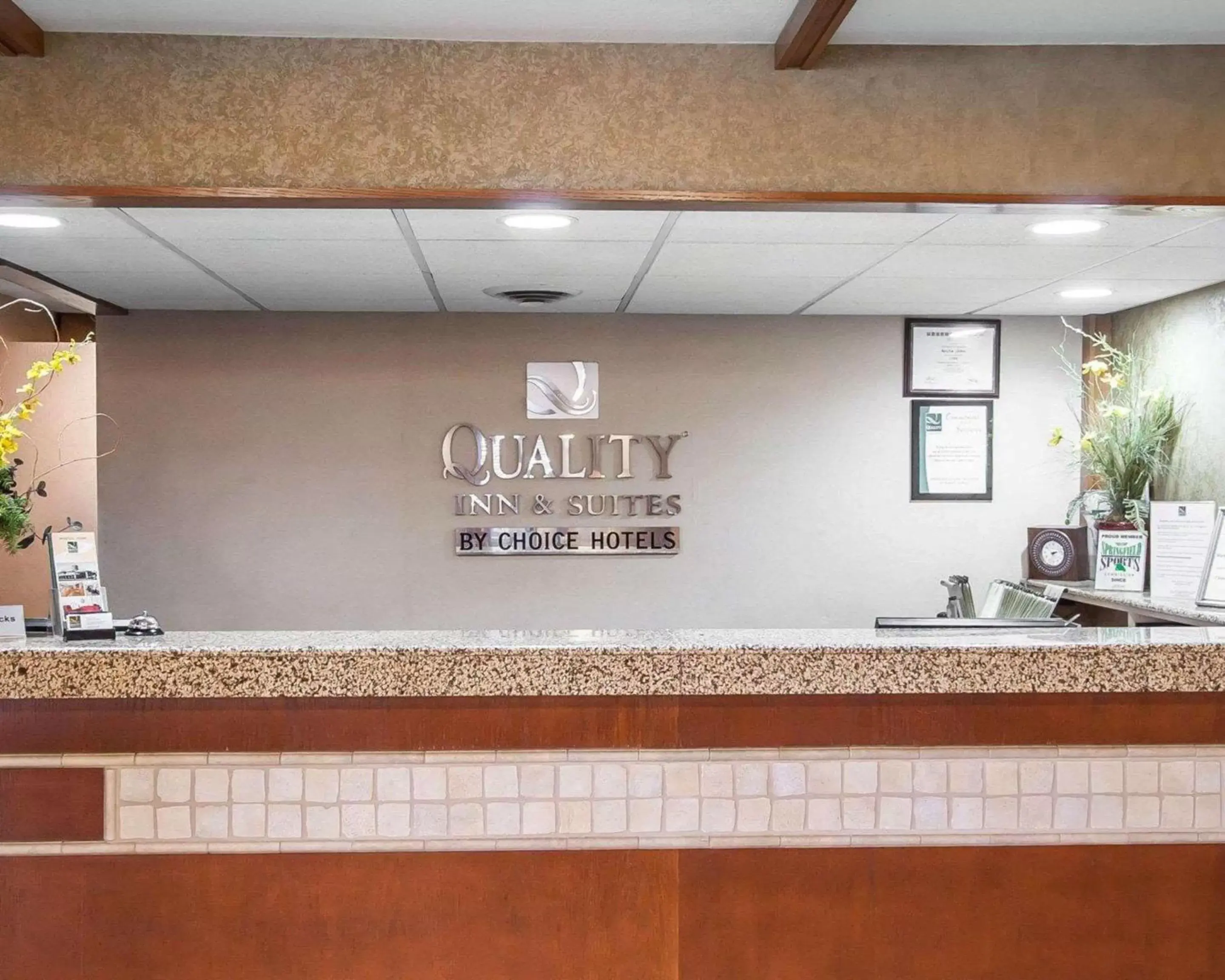 Lobby or reception in Quality Inn & Suites North Springfield