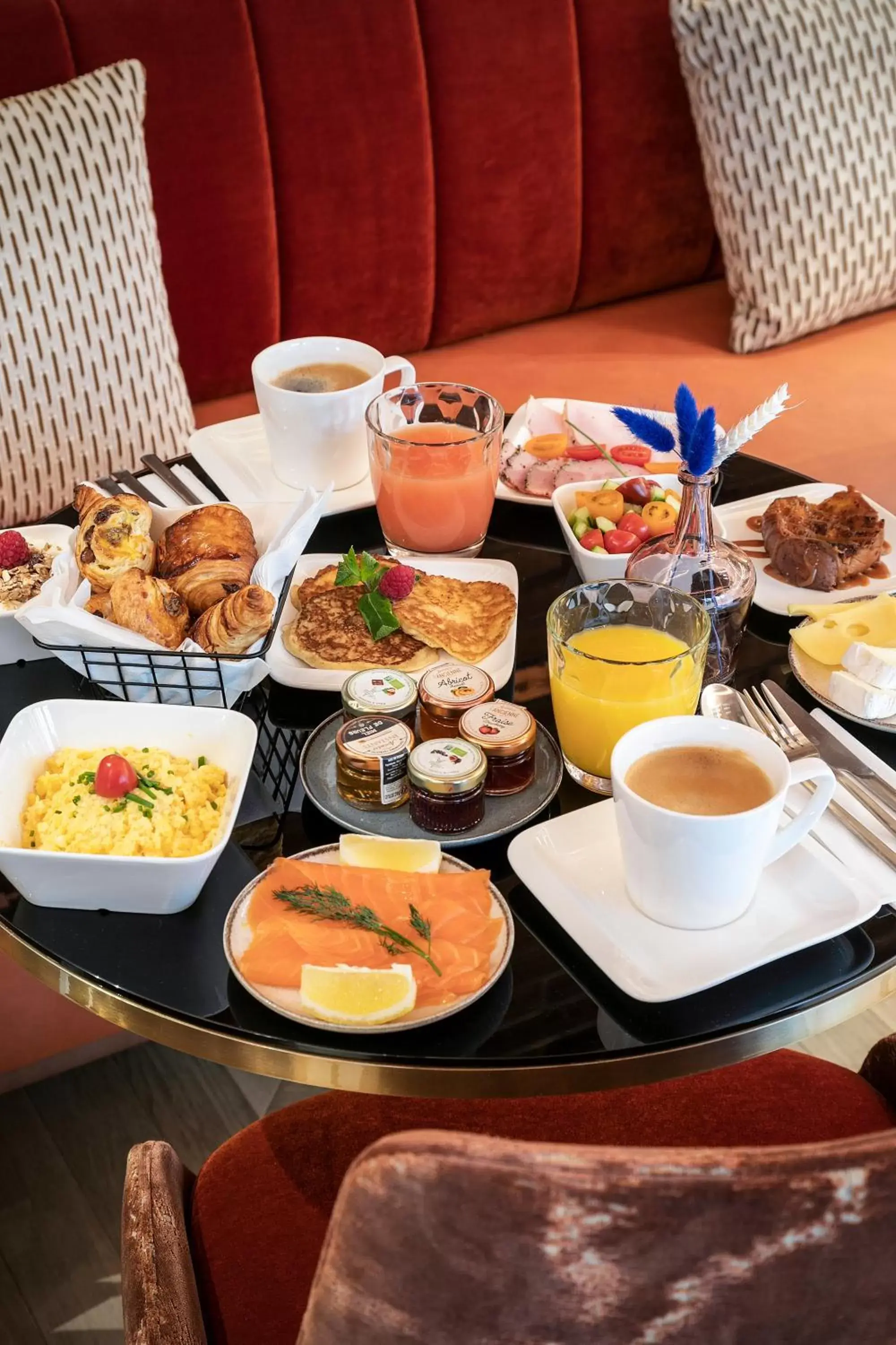 Breakfast in CARD Hôtel