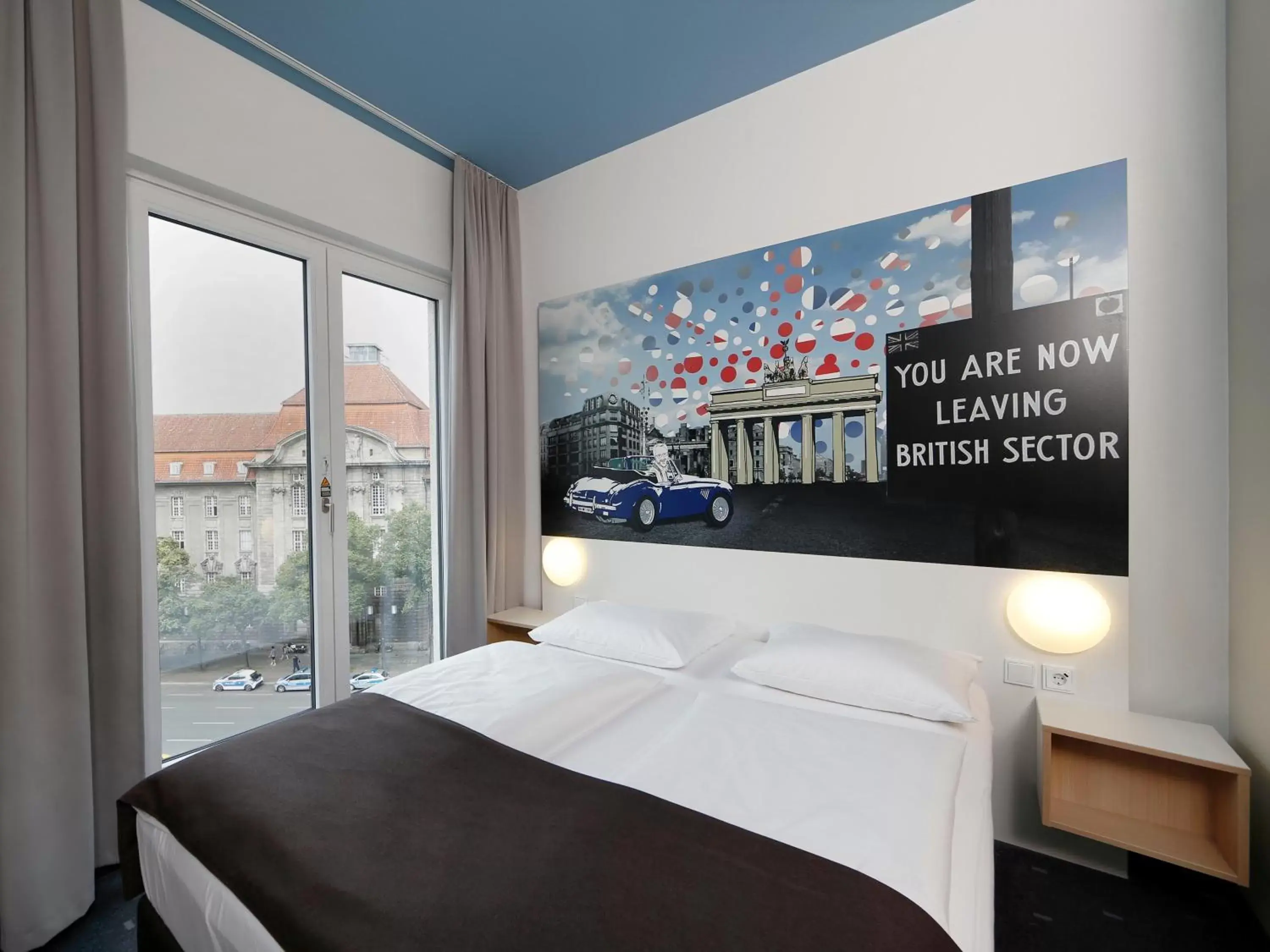 Photo of the whole room, Bed in B&B Hotel Berlin-Charlottenburg