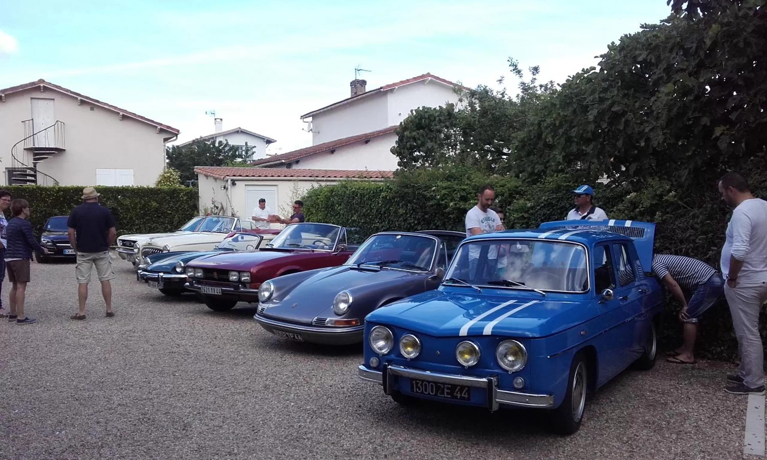 People in Hôtel Le Printemps