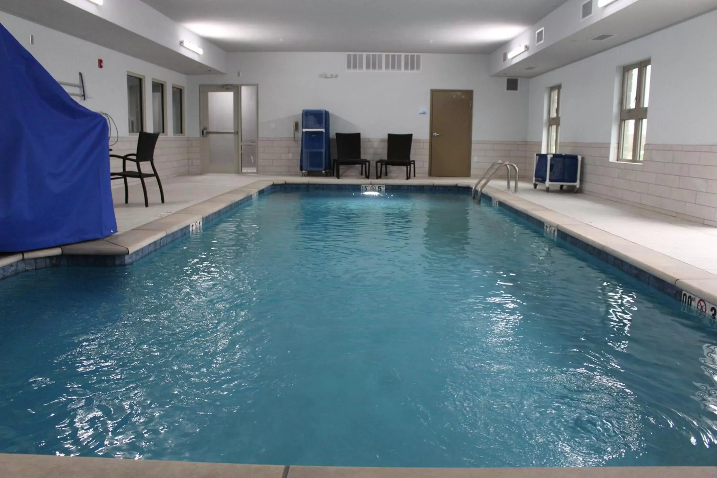 Swimming Pool in Holiday Inn Express Shawnee, an IHG Hotel