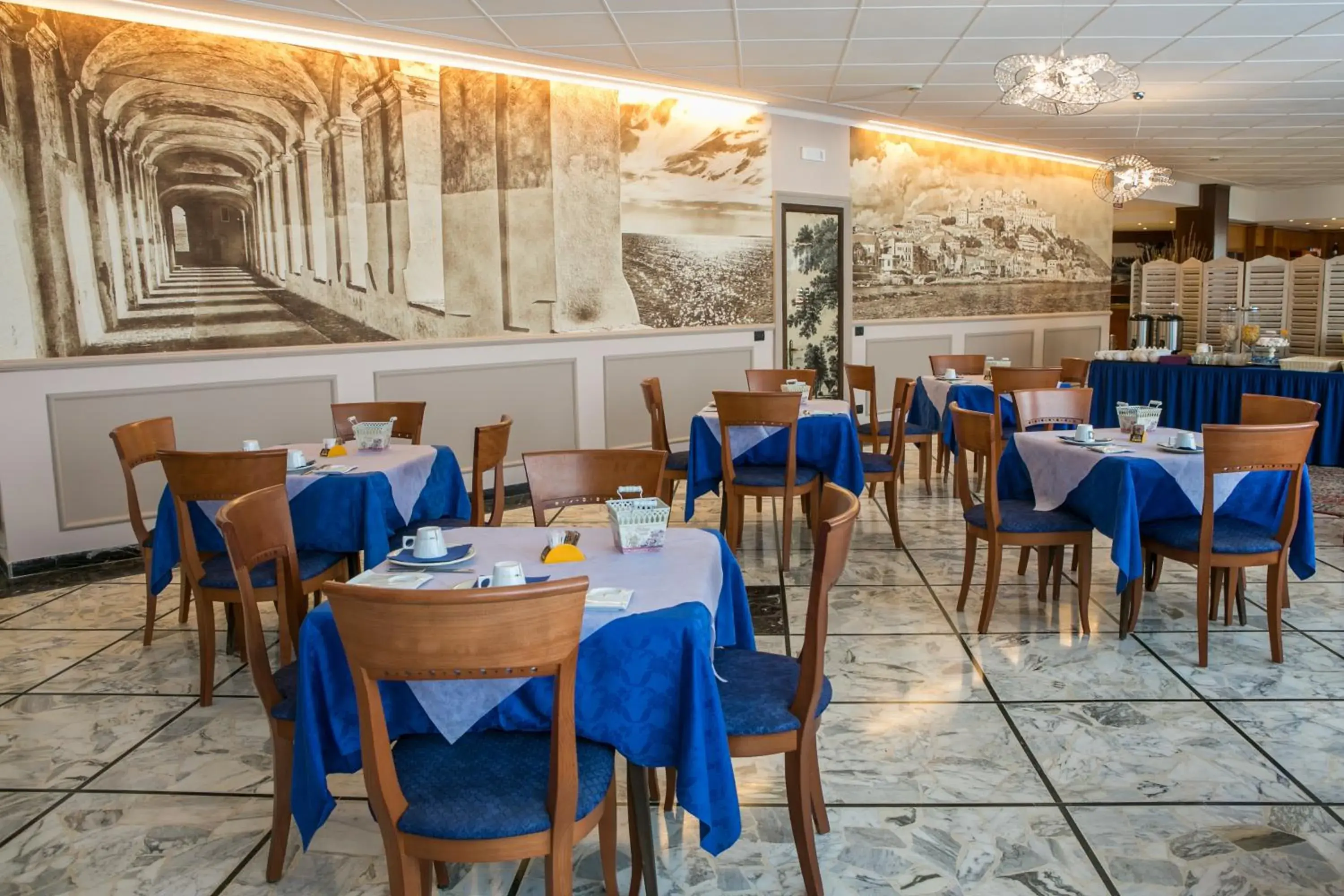 Breakfast, Restaurant/Places to Eat in Hotel Ariston