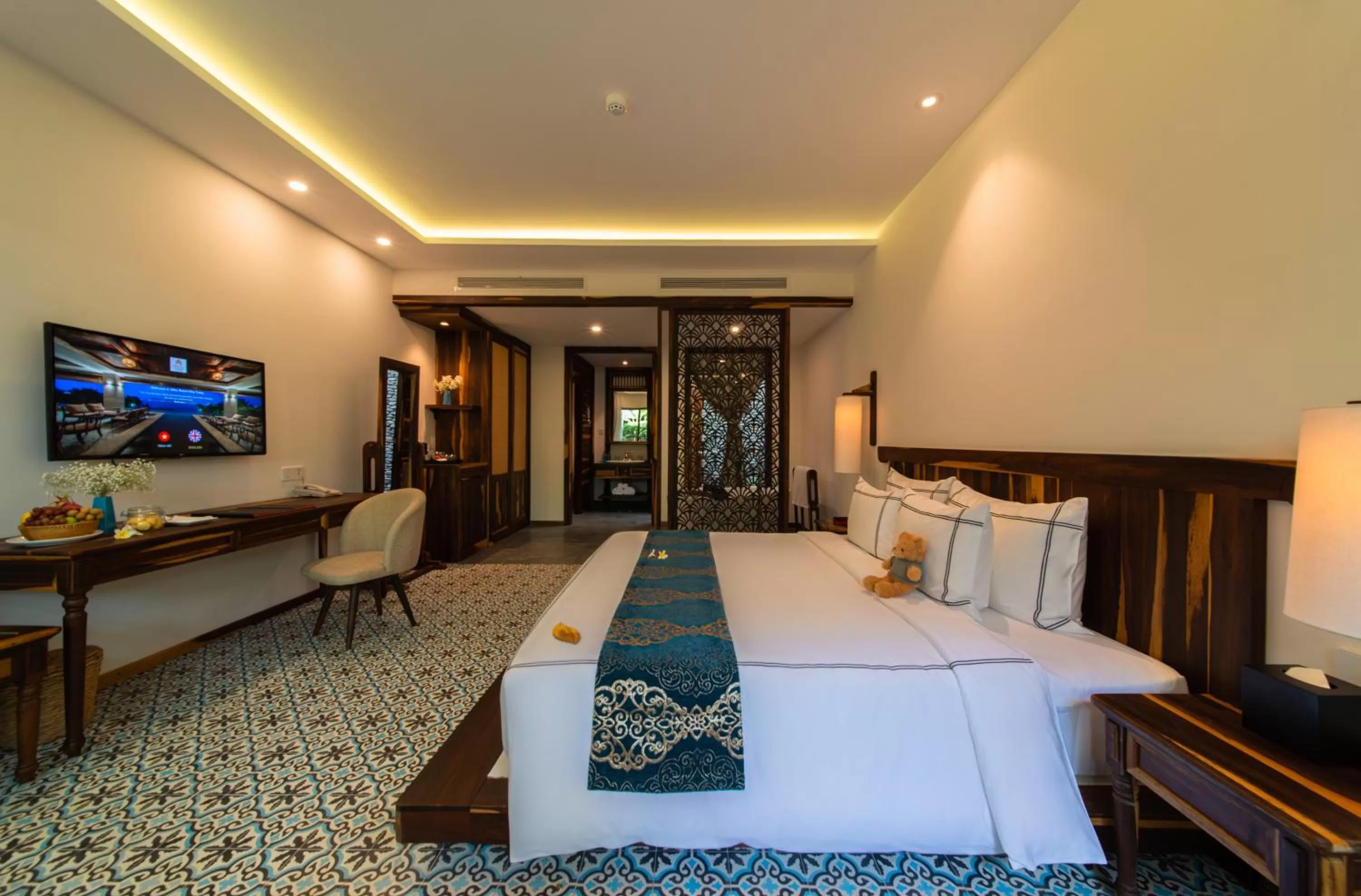 Bedroom, Bed in Alibu Resort Nha Trang