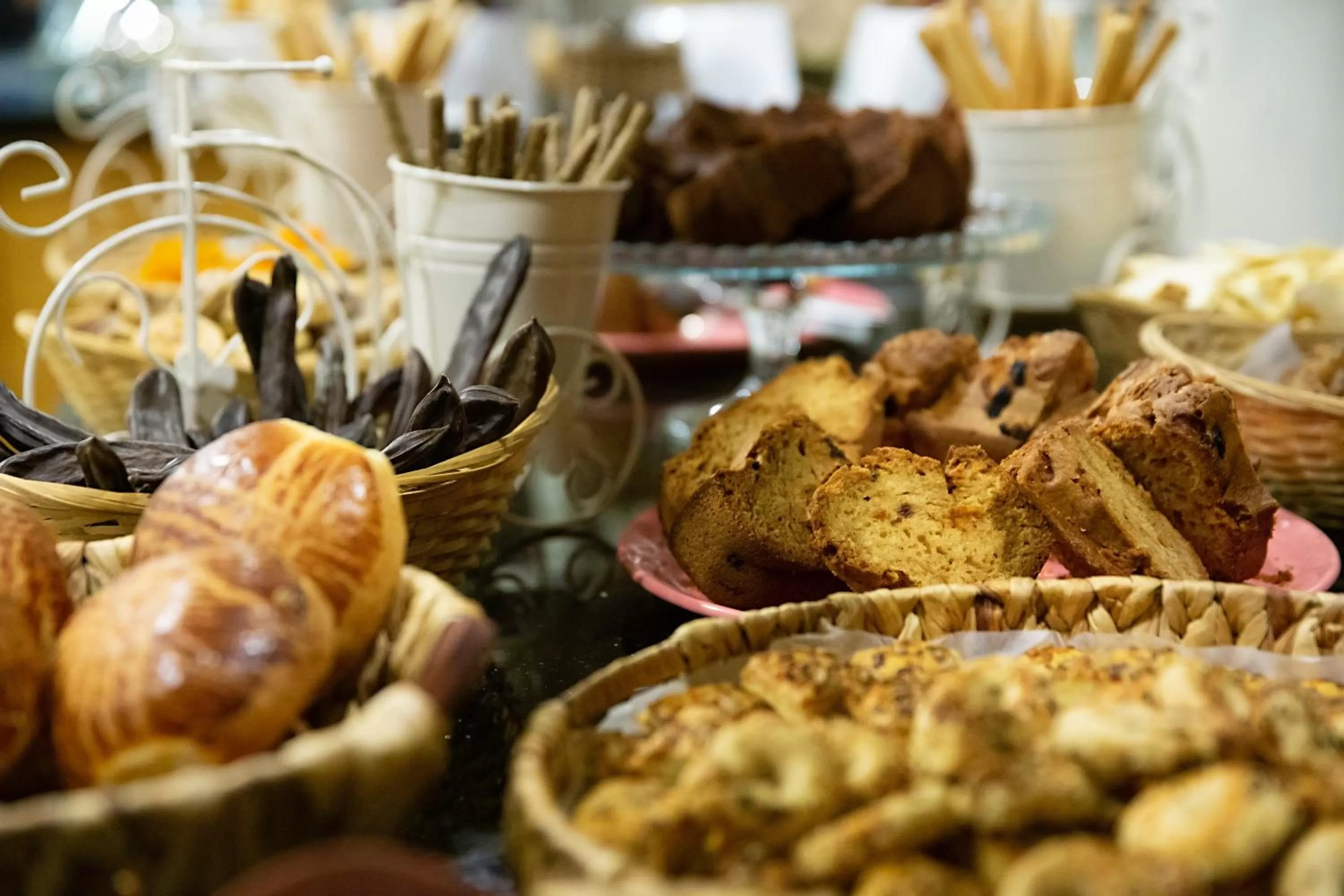 Food and drinks in Ramada Encore by Wyndham Gebze