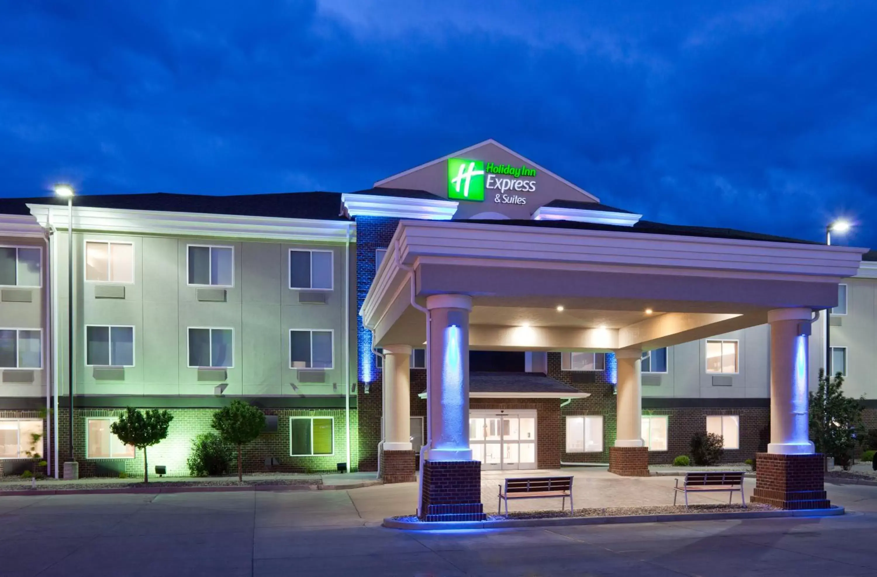 Property Building in Holiday Inn Express & Suites - Dickinson, an IHG Hotel