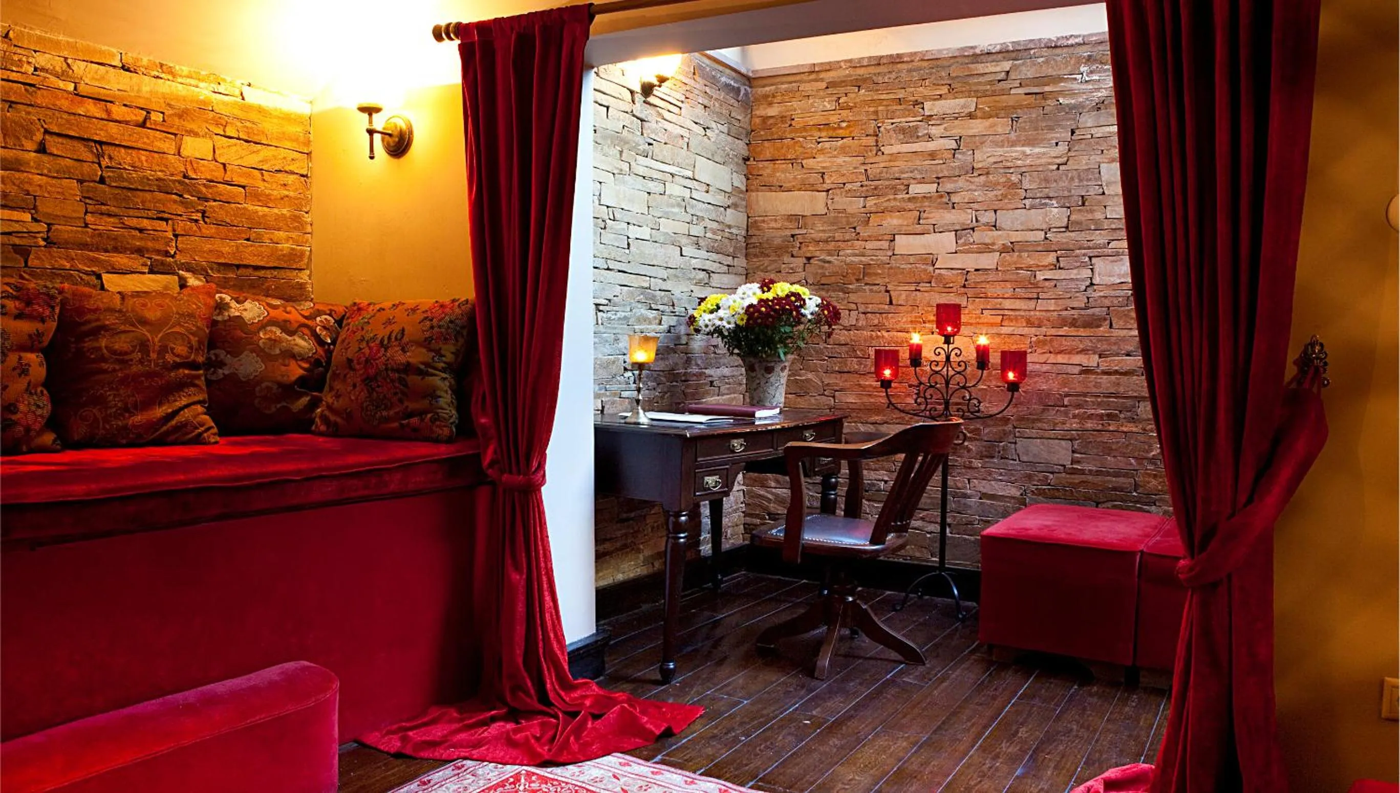 Bed in Kitapevi Hotel