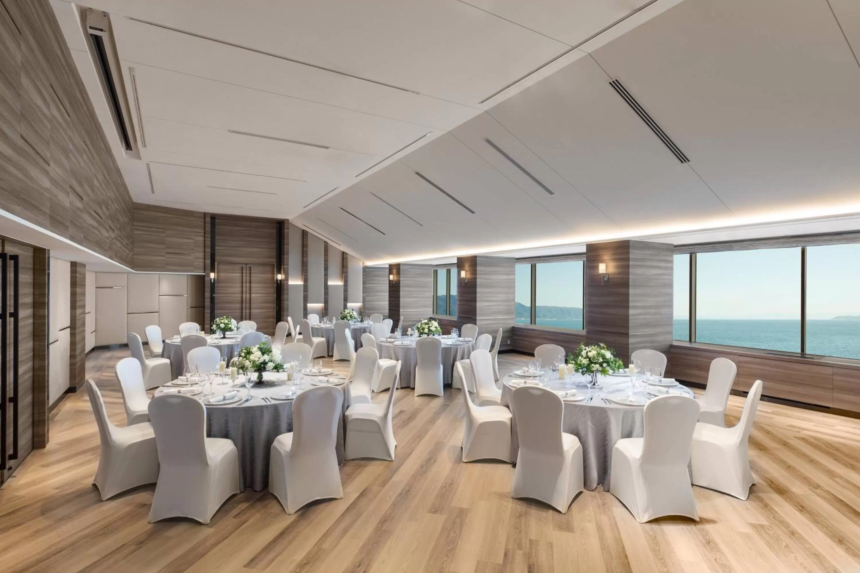 Meeting/conference room in Lake Biwa Marriott Hotel