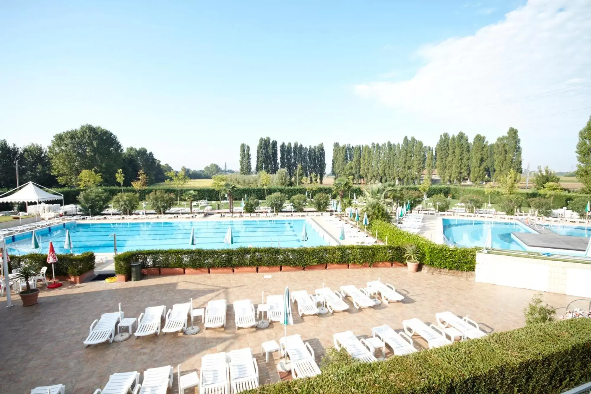 Pool view, Swimming Pool in GREEN GARDEN Resort - Smart Hotel