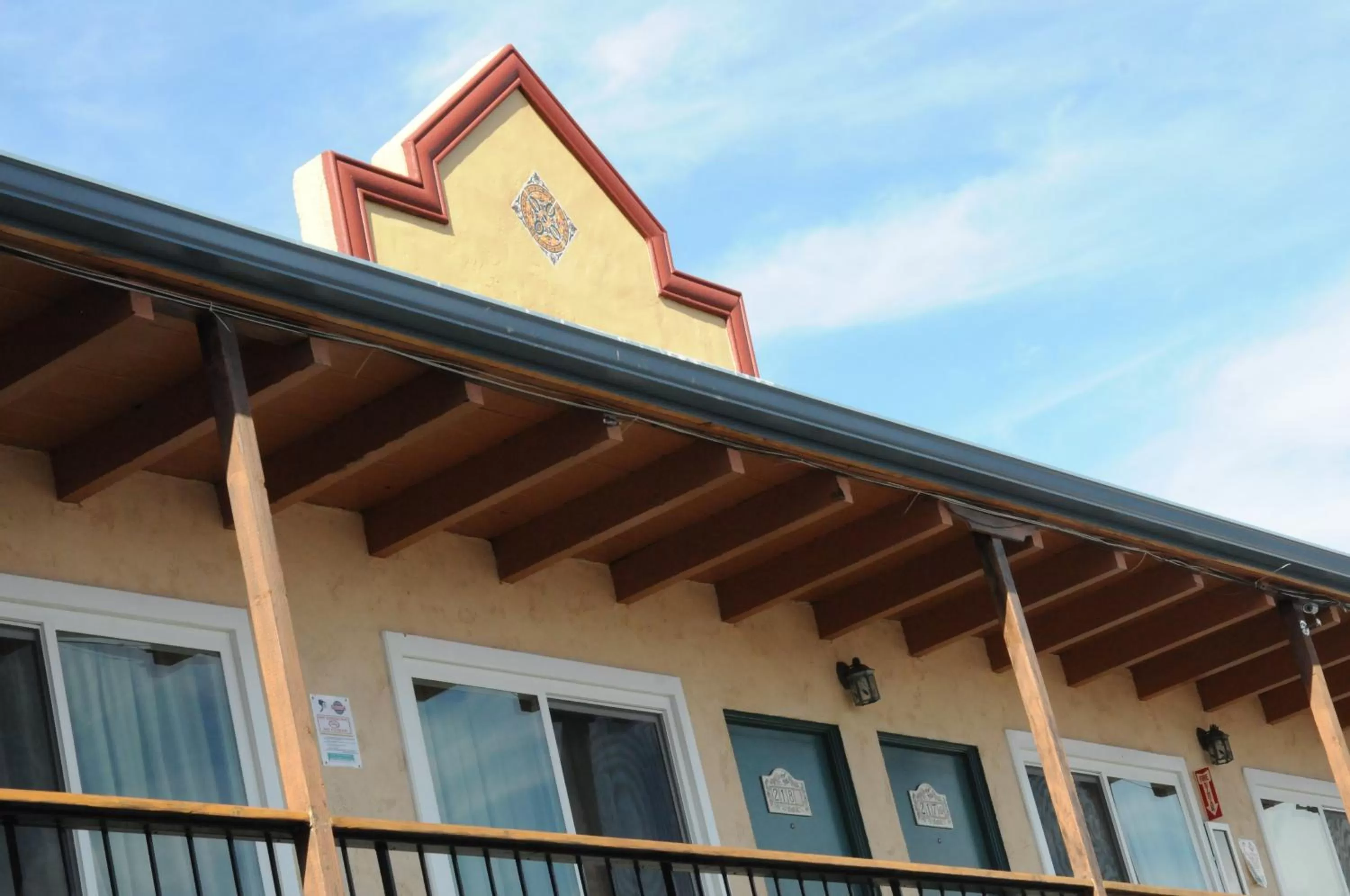 Facade/entrance in Sandyland Reef Inn