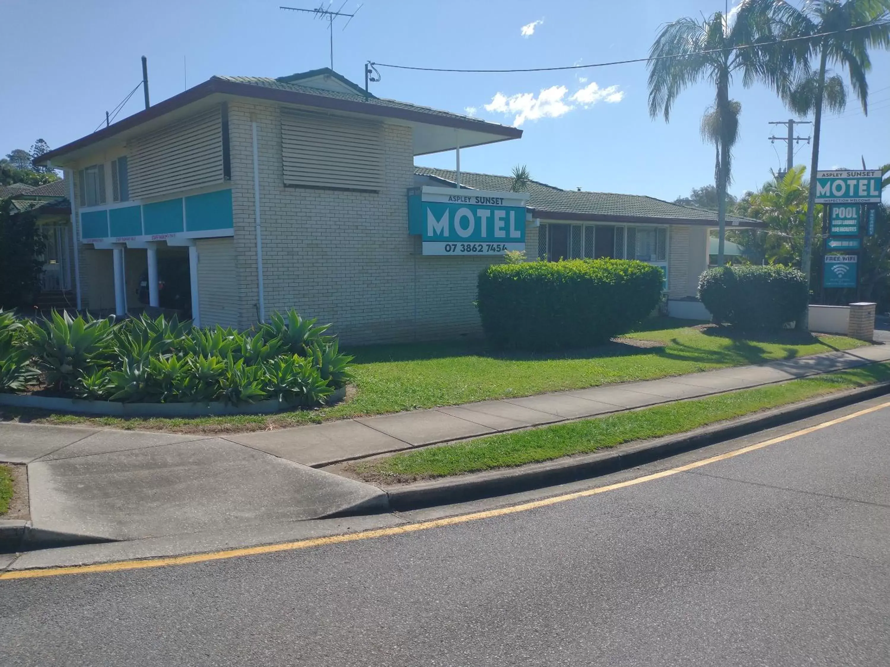 Street view in Aspley Sunset Motel