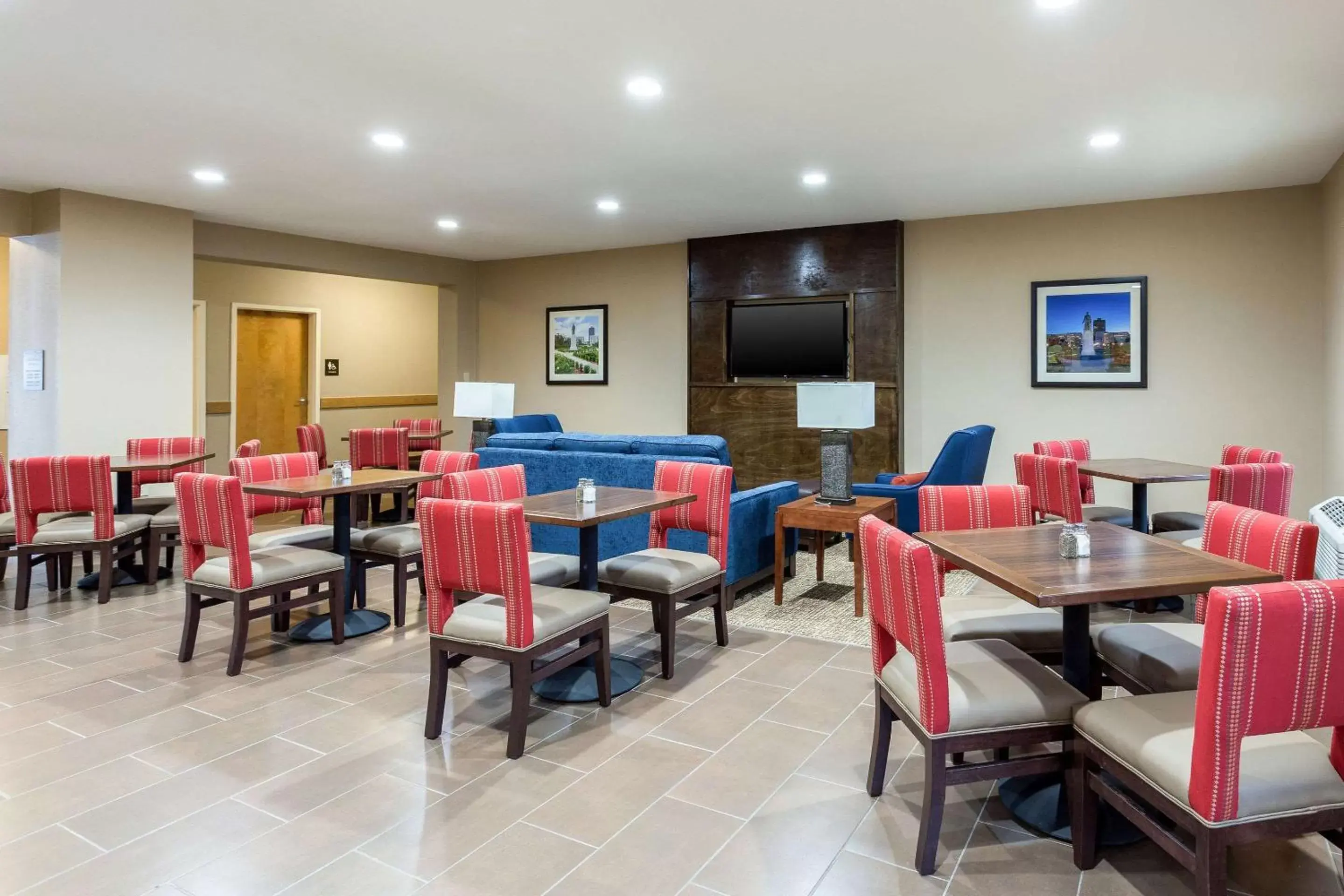 Restaurant/Places to Eat in Comfort Inn & Suites Baton Rouge Airport