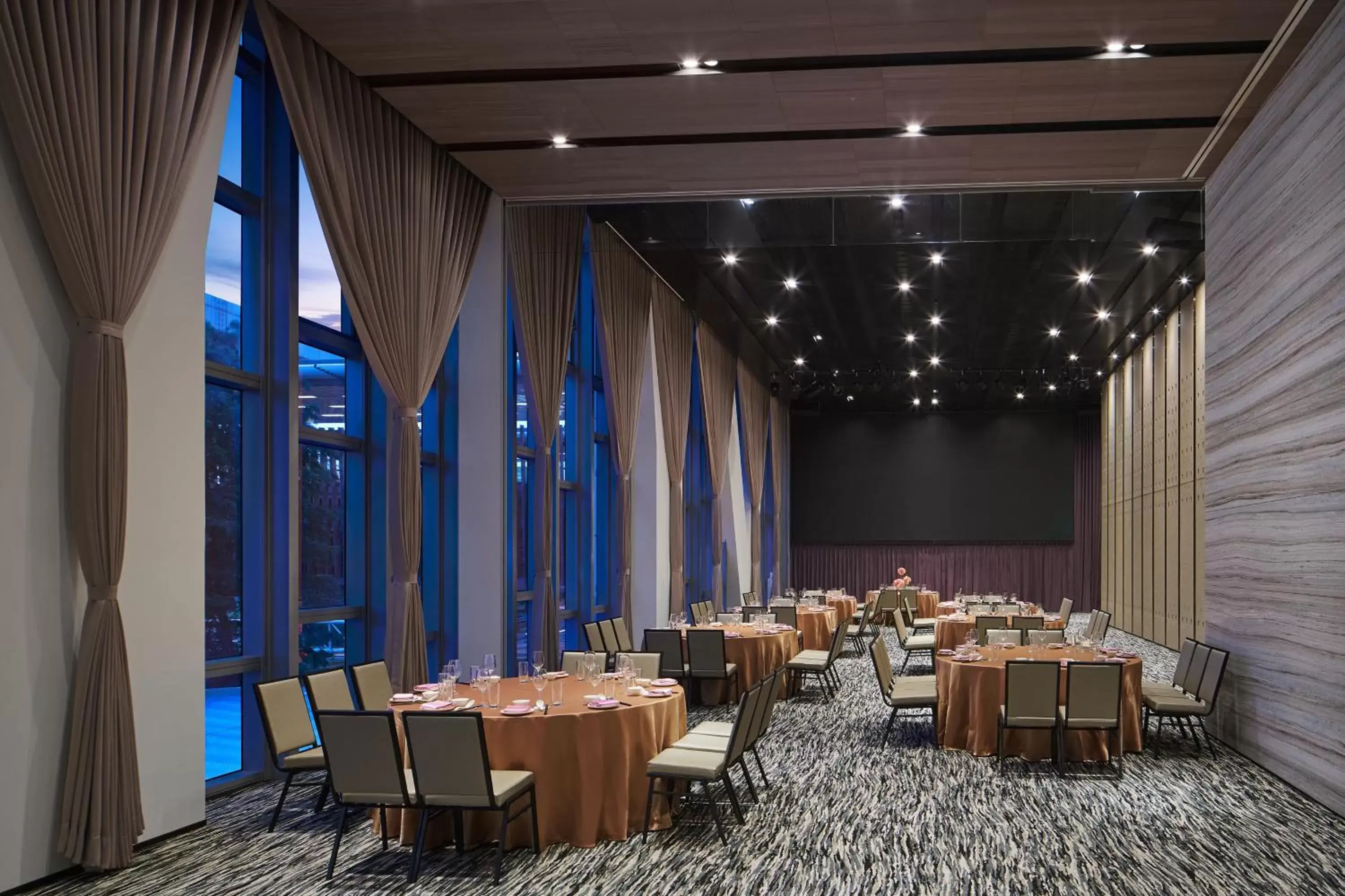 Banquet/Function facilities, Restaurant/Places to Eat in Four Points by Sheraton Linkou