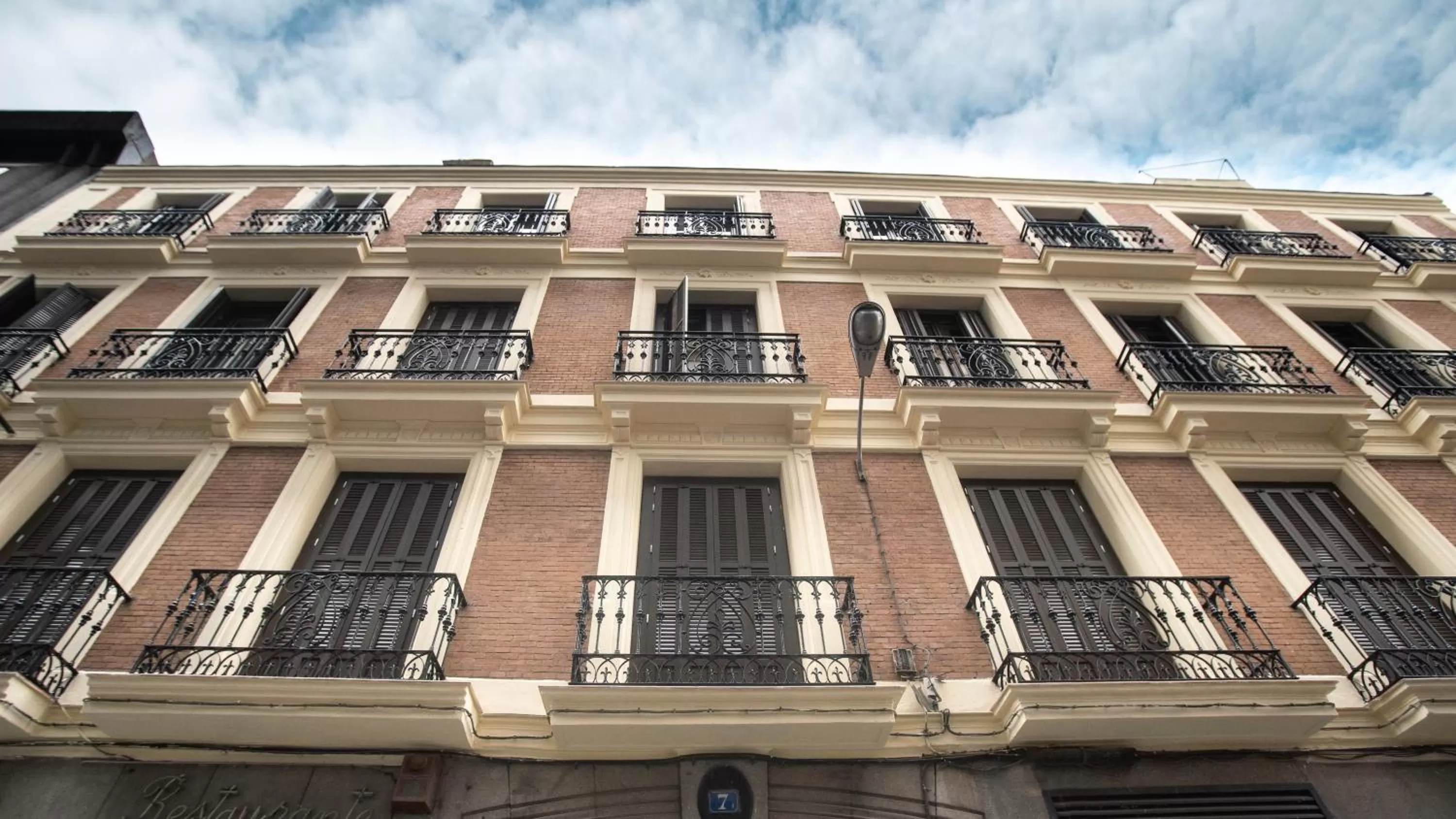 Property building in Soho Boutique Congreso