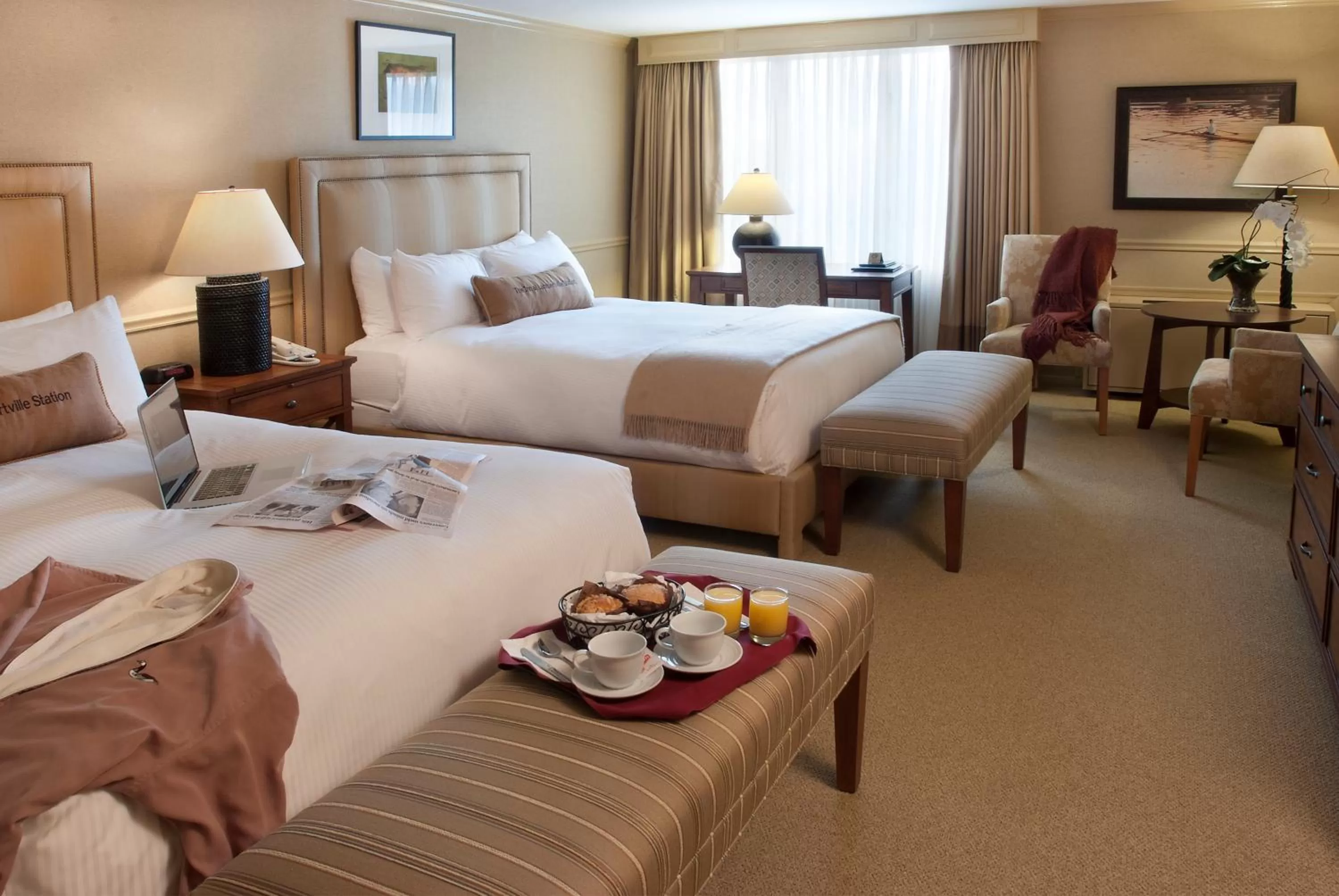 Bedroom in Lambertville Station Inn