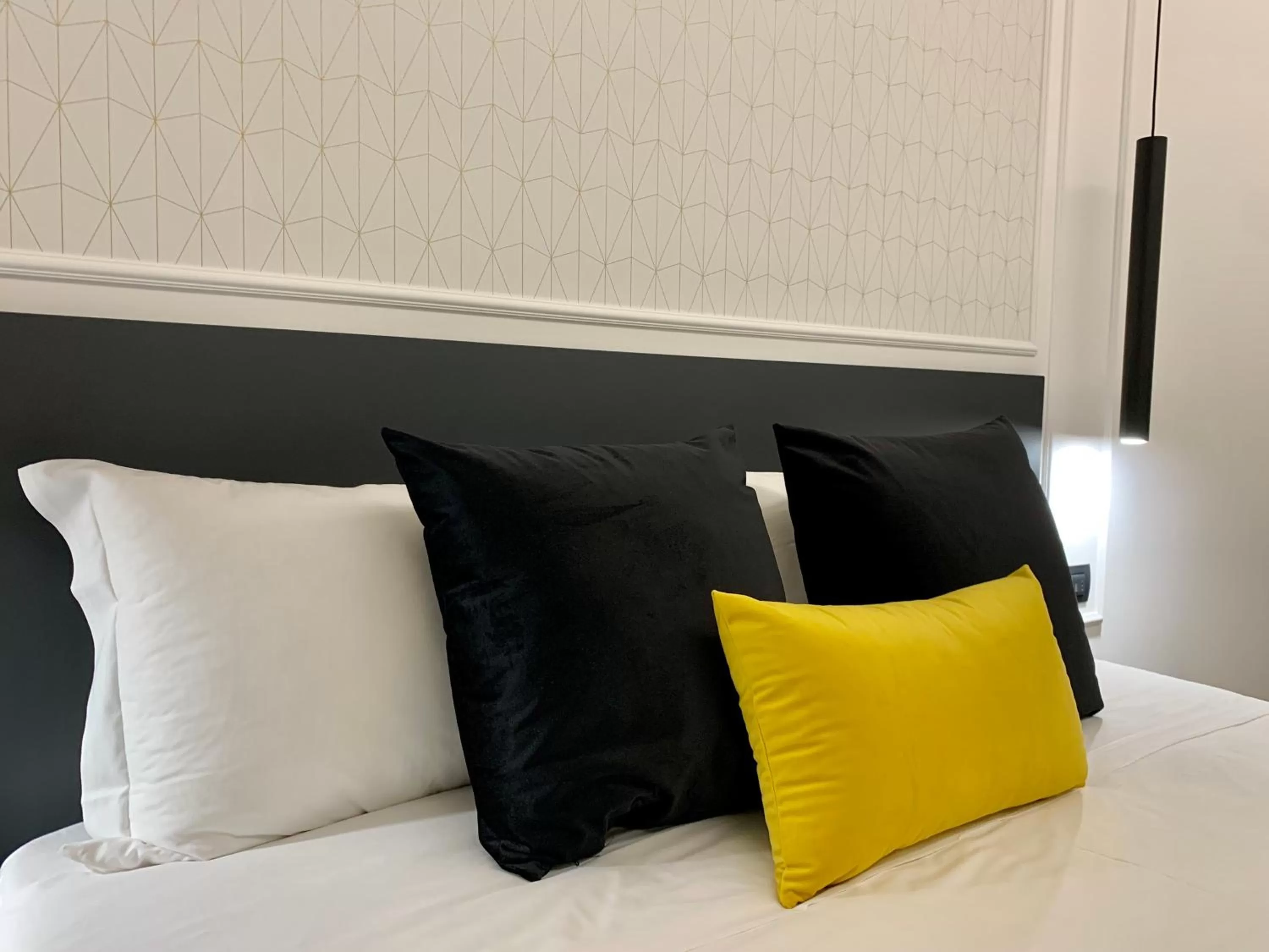 Bedroom, Bed in Toledo Boutique Rooms