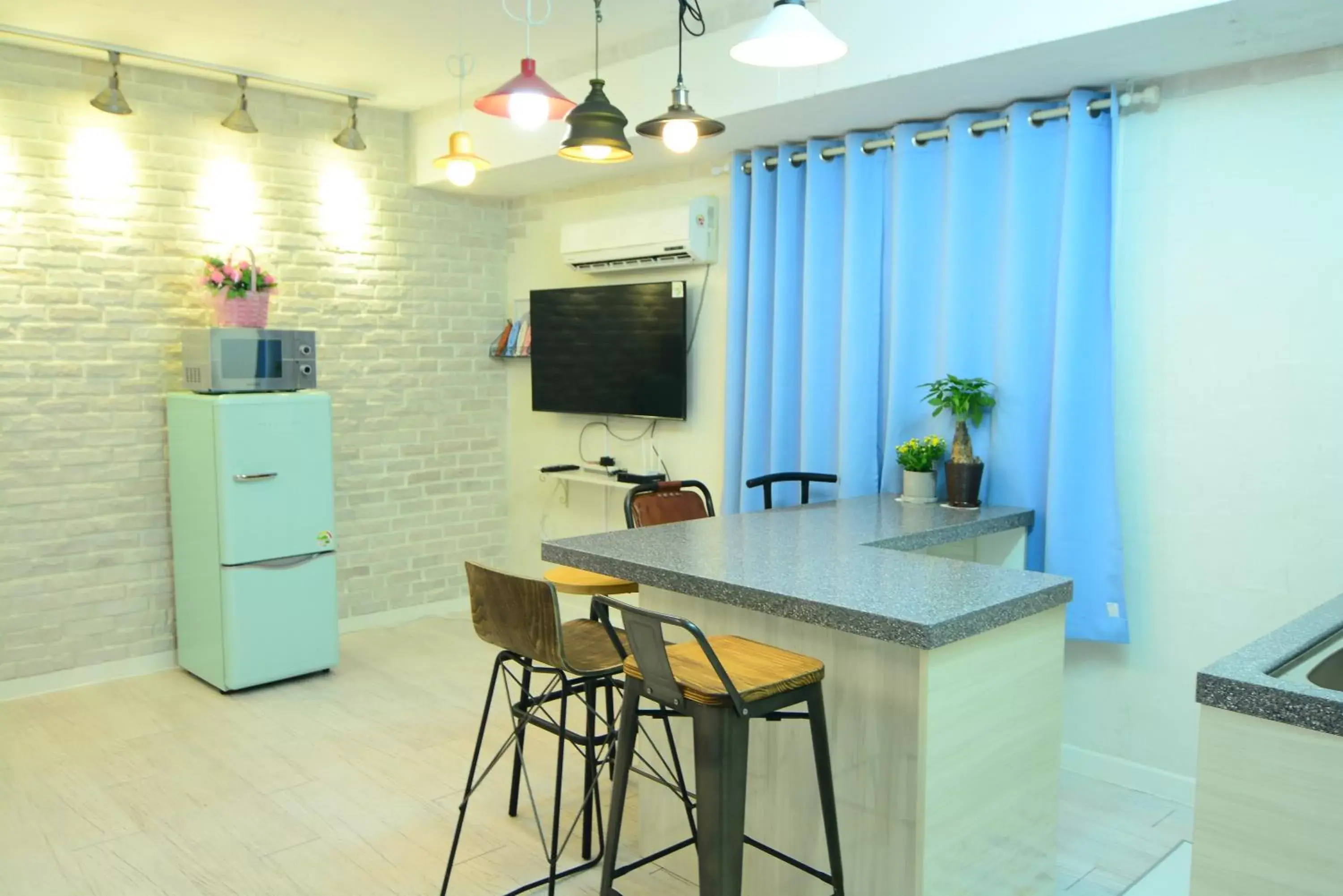 Kitchen or kitchenette, Dining Area in Residence Unicorn
