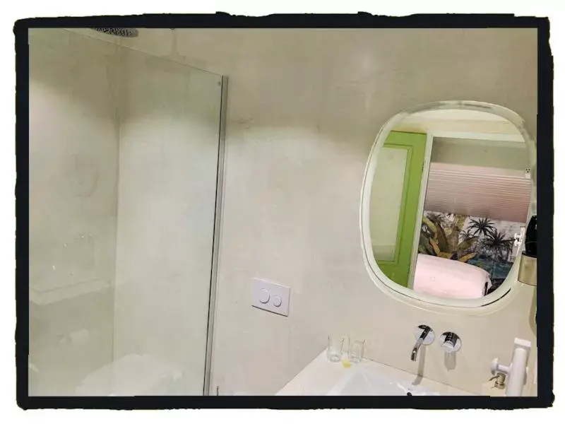 Bathroom in Chambres d'Hôtes Maison E.Bernat