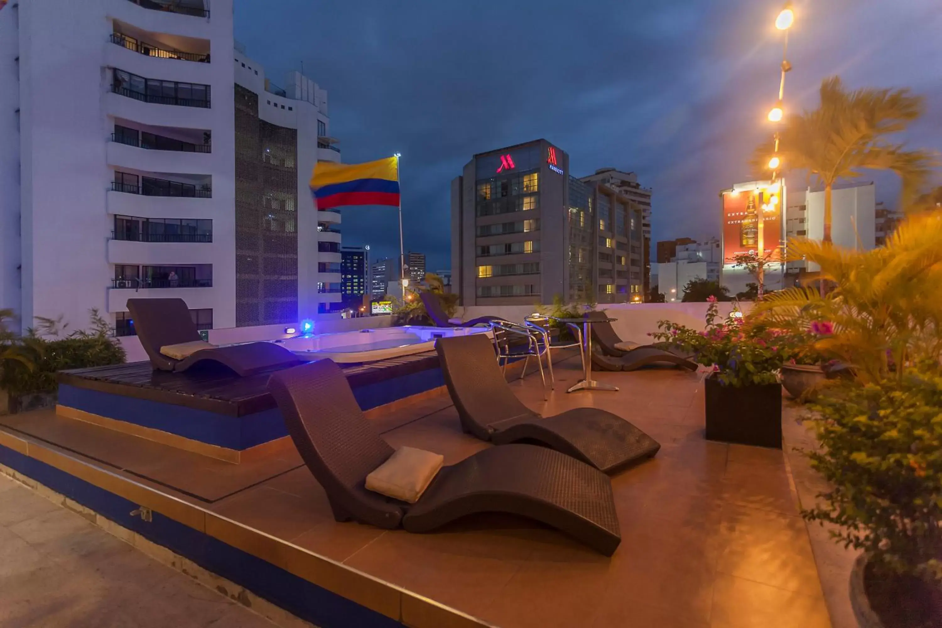 Patio, Swimming Pool in Aqua Granada Hotel