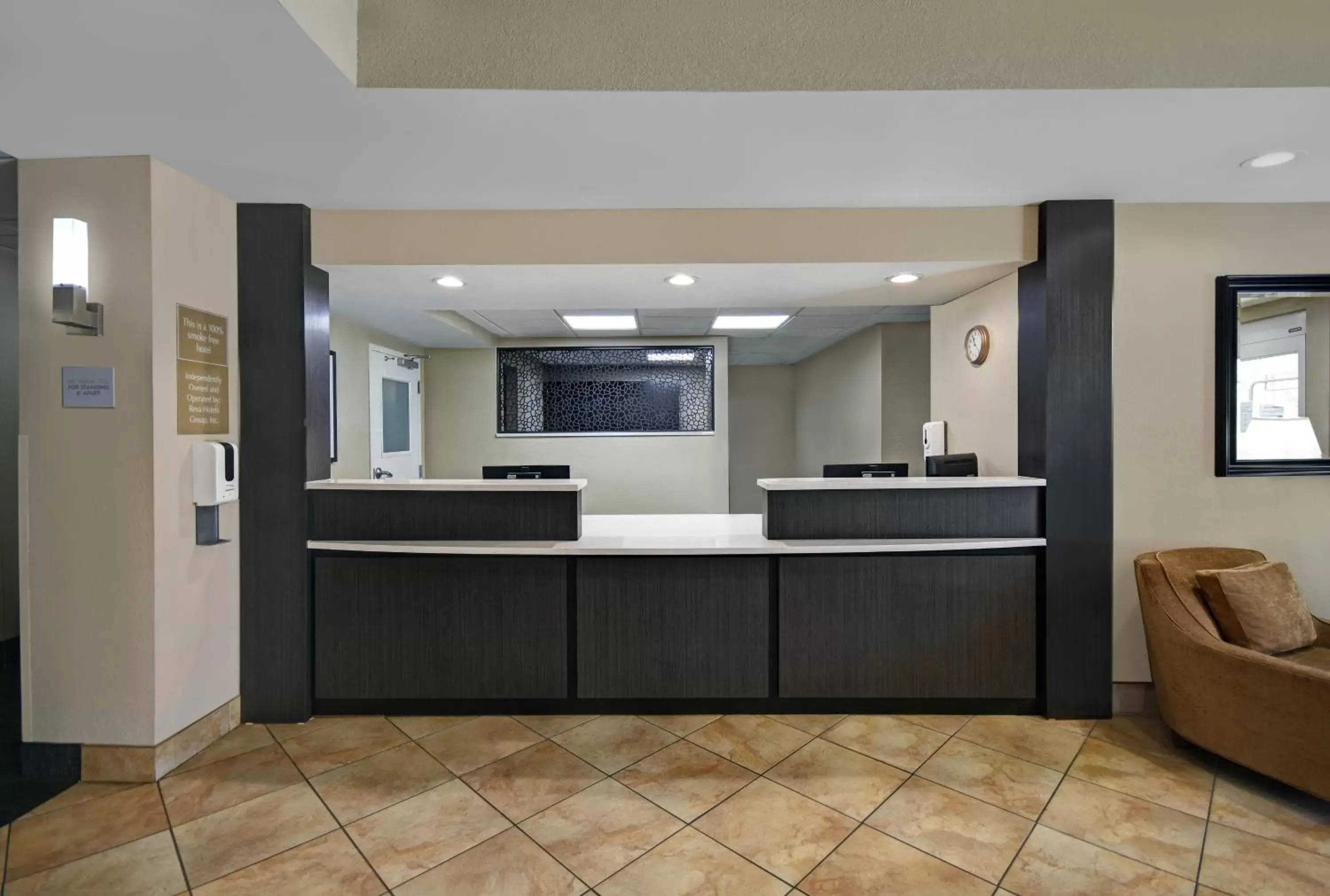 Property building, Lobby/Reception in Candlewood Suites Sumter, an IHG Hotel