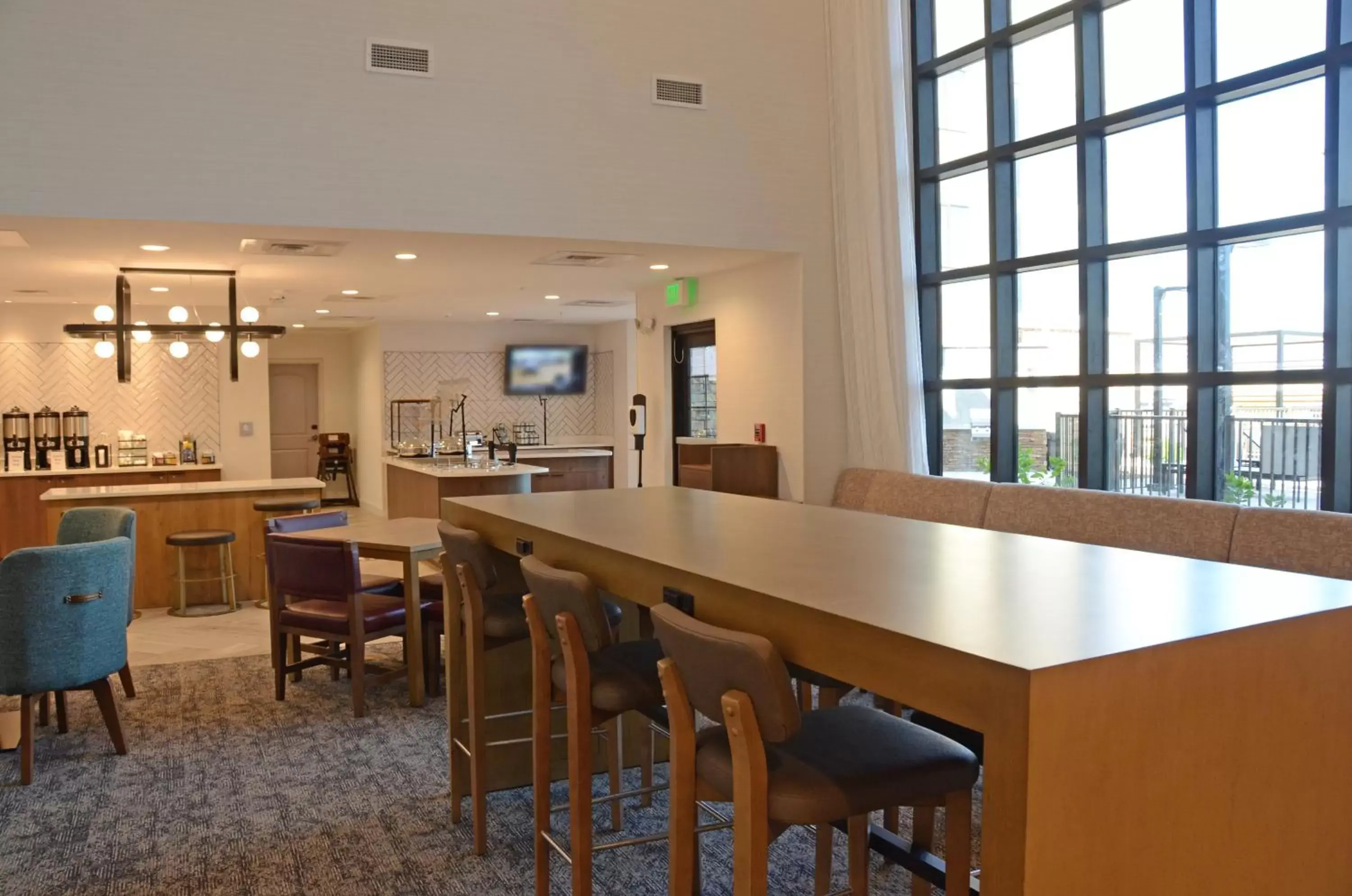 Breakfast, Restaurant/Places to Eat in Staybridge Suites Nashville SE - Murfreesboro, an IHG Hotel