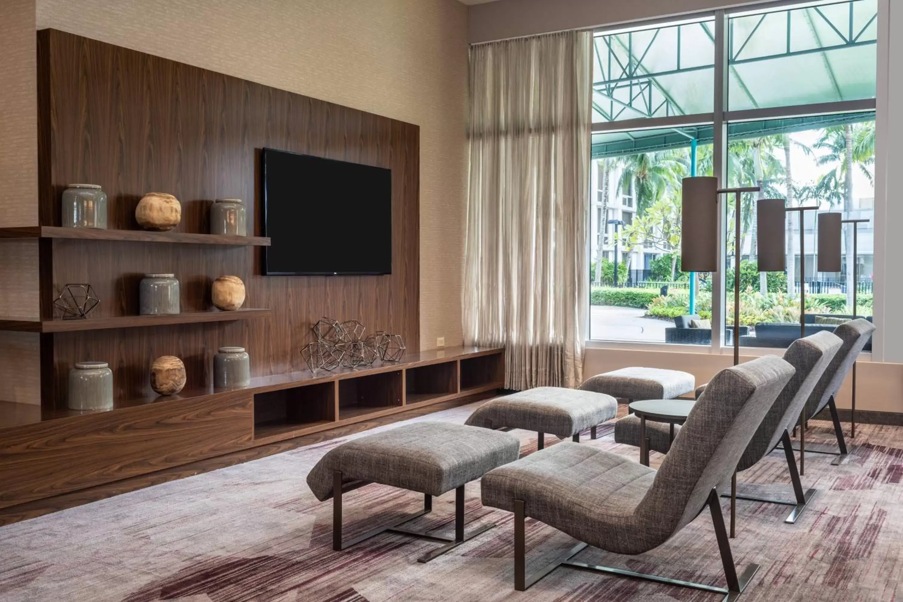 Lobby or reception, Seating Area in Courtyard by Marriott Miami Airport
