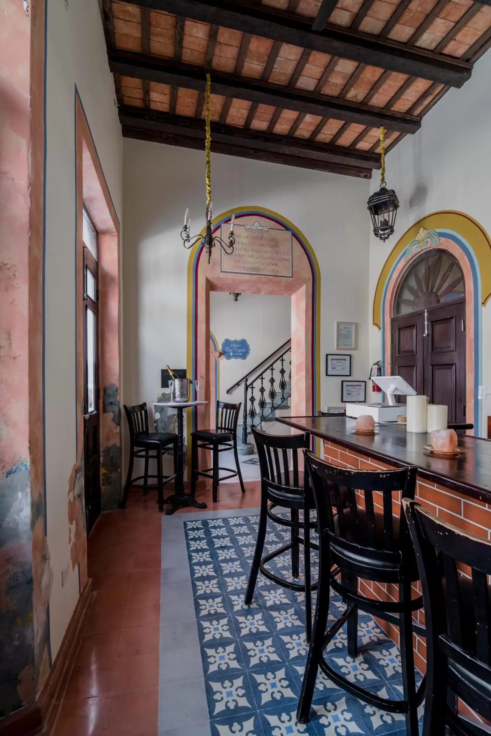 Restaurant/Places to Eat in La Terraza de San Juan