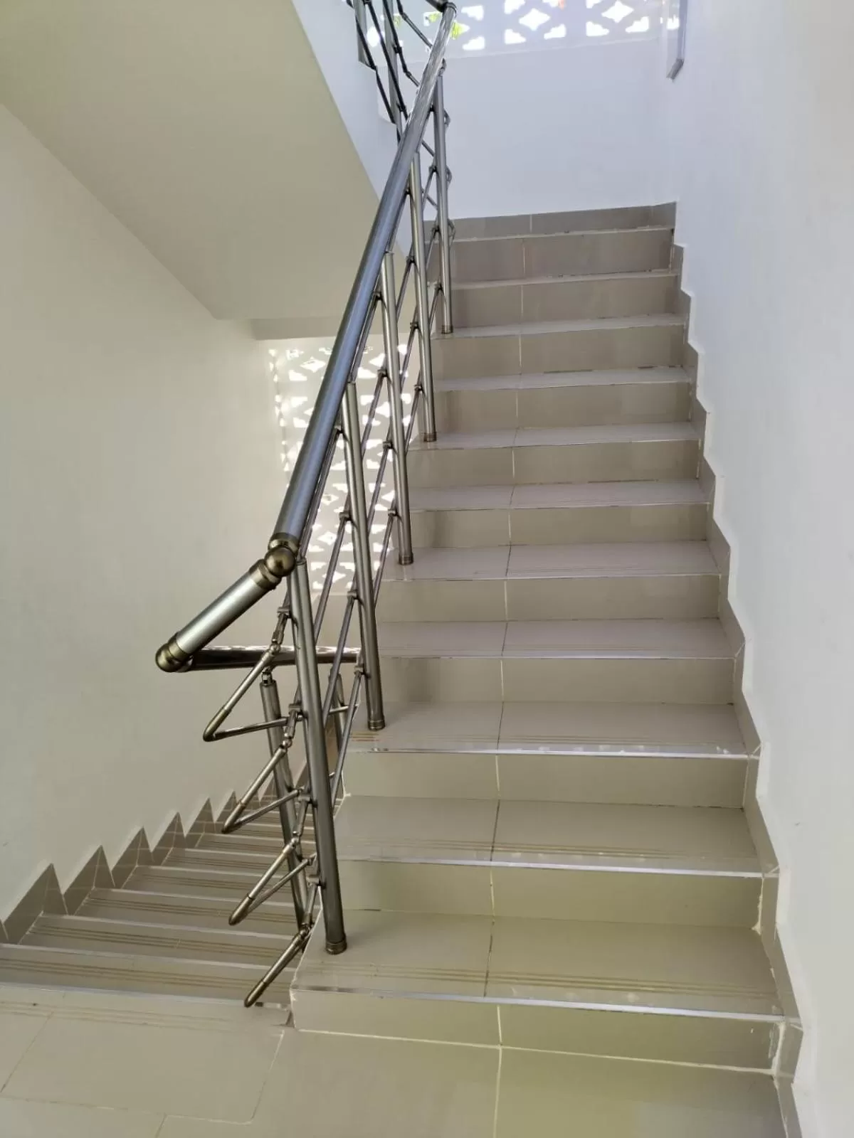 Facade/entrance in 6 Park Retreat