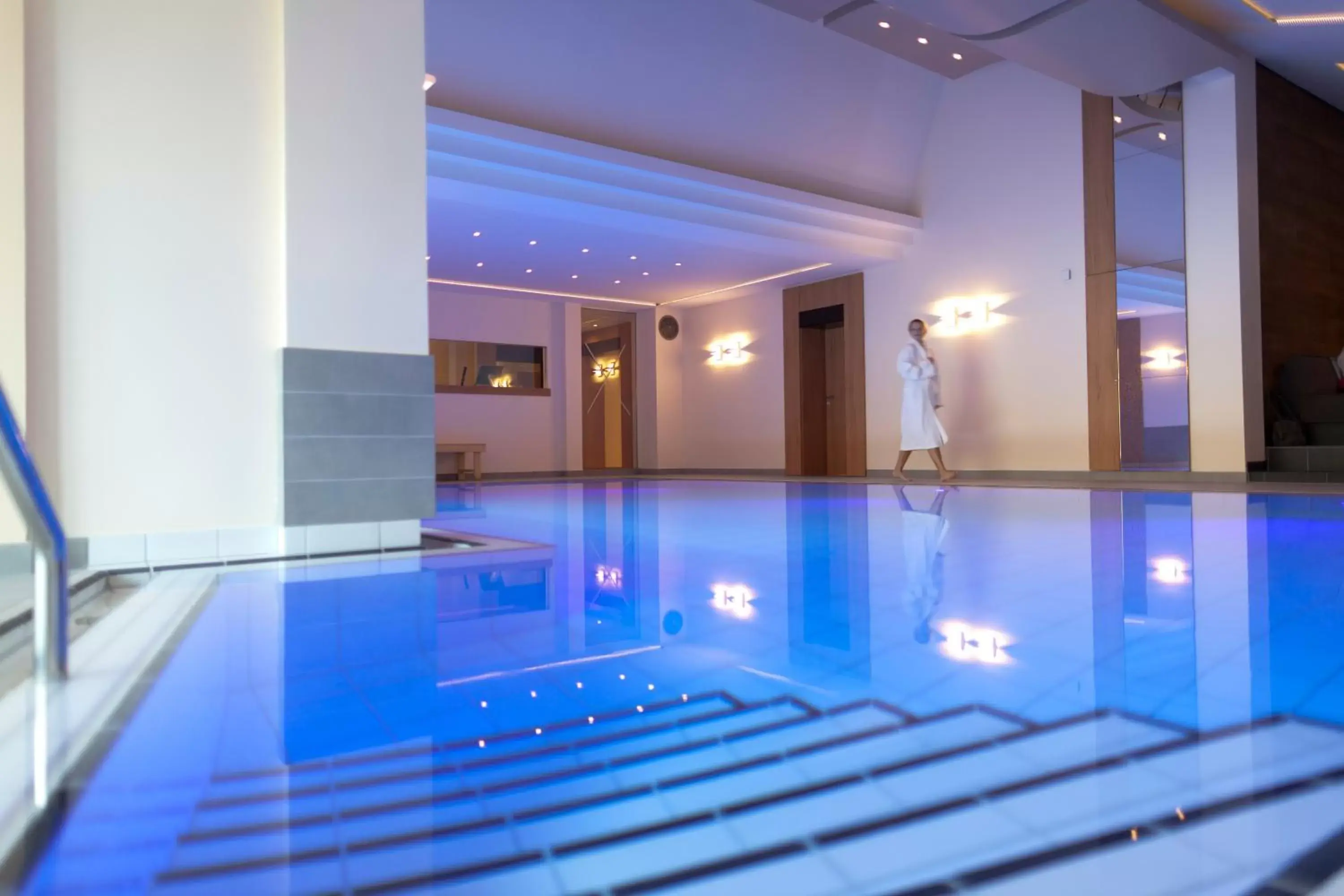 Swimming Pool in Hotel Waldschlösschen