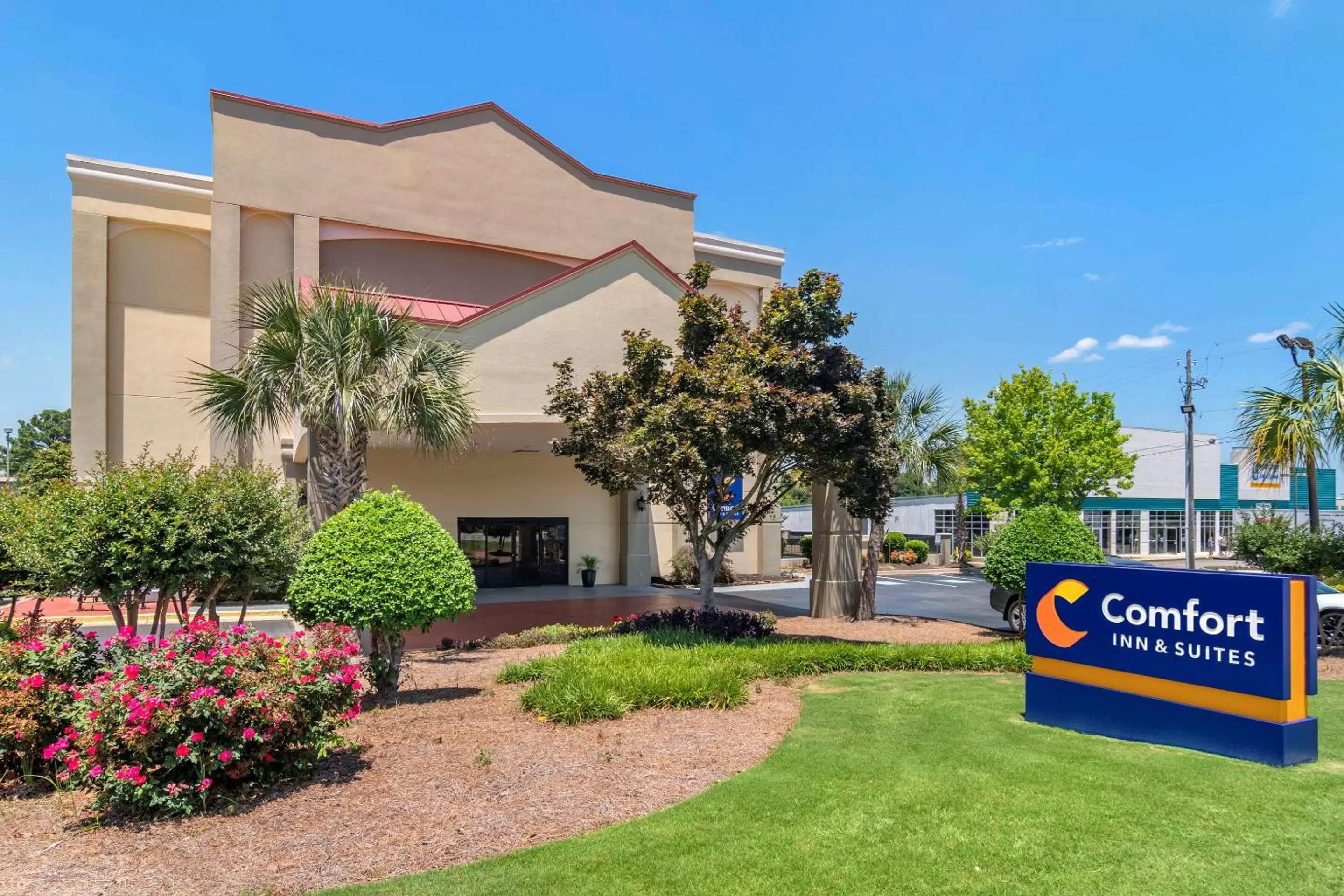Property building in Comfort Inn & Suites Athens North