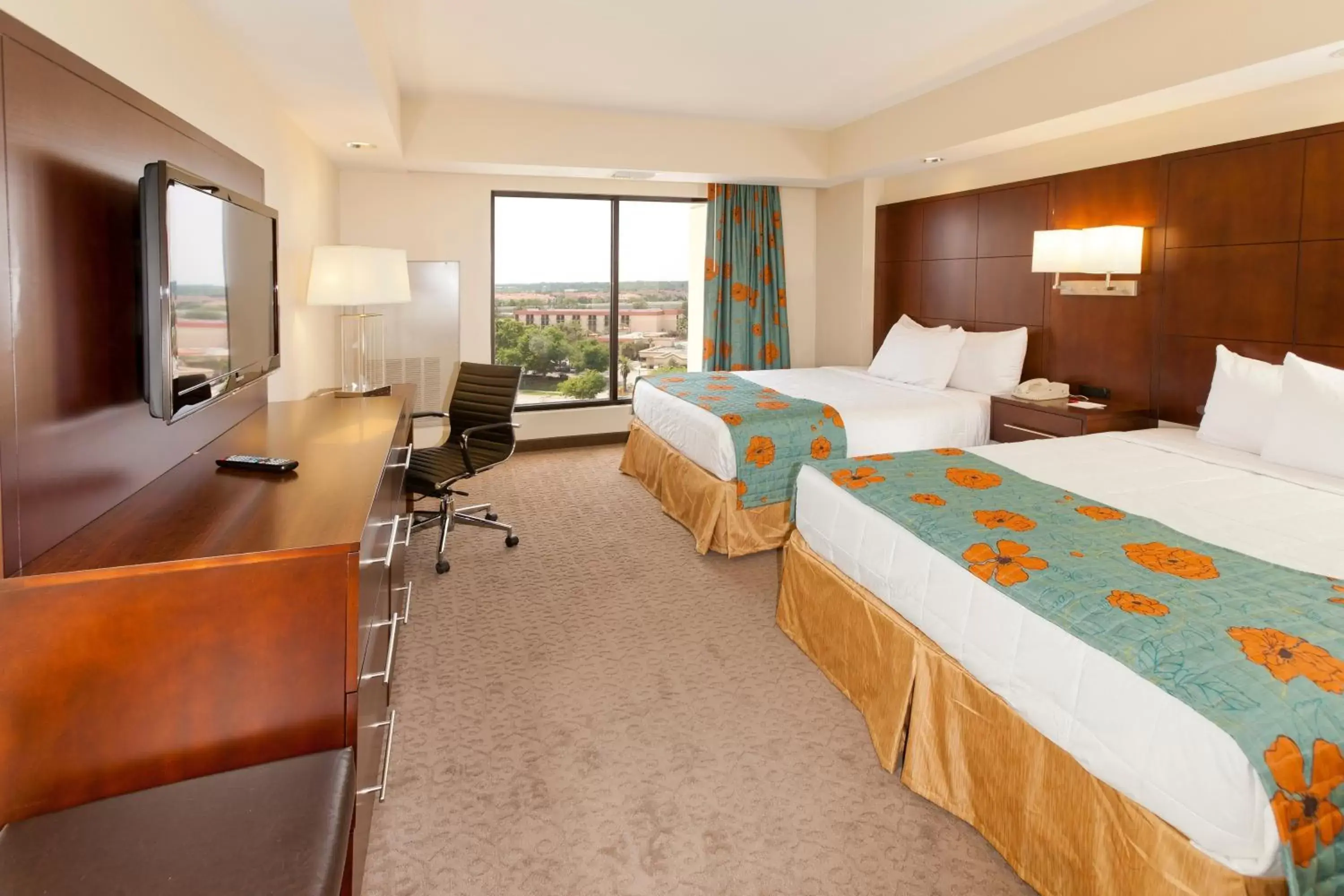 Photo of the whole room in Ramada Plaza by Wyndham Orlando Resort & Suites Intl Drive