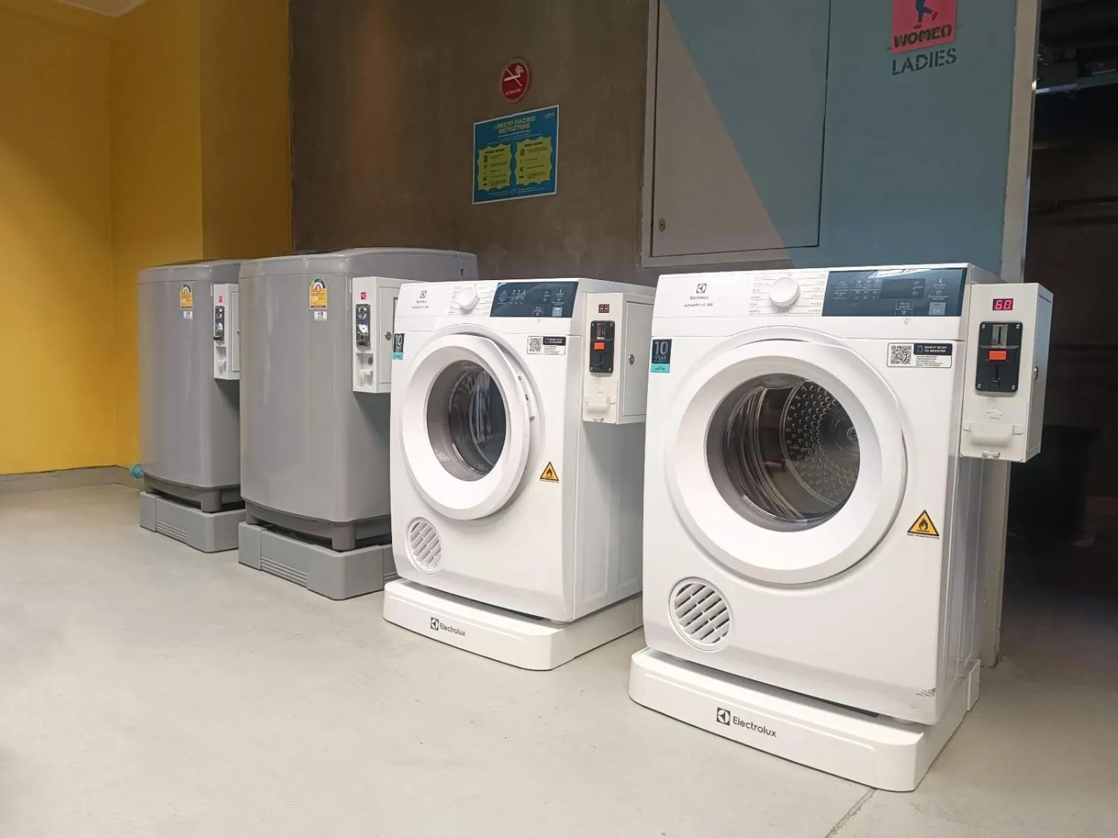 washing machine in Lub d Bangkok Siam - Opposite MBK & Next to Skytrain - Perfect for shopping lovers!