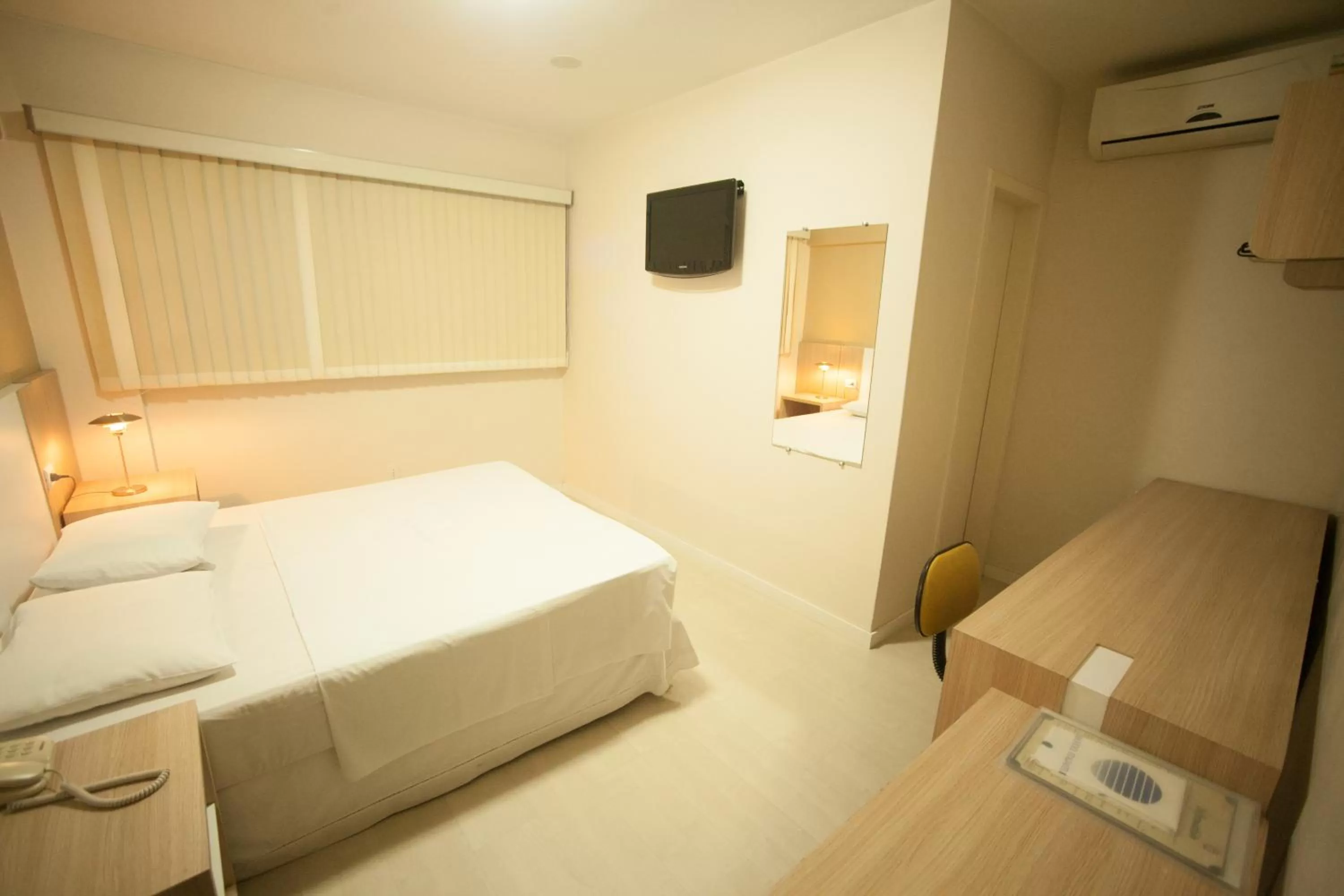 Bedroom, Bed in Hotel Itajaí Tur - Itajaí Navegantes