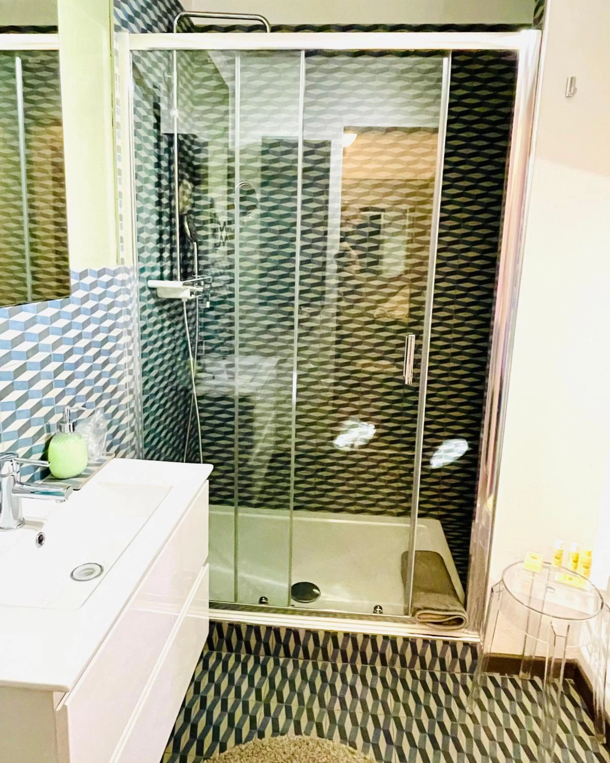 Shower in Palazzina300