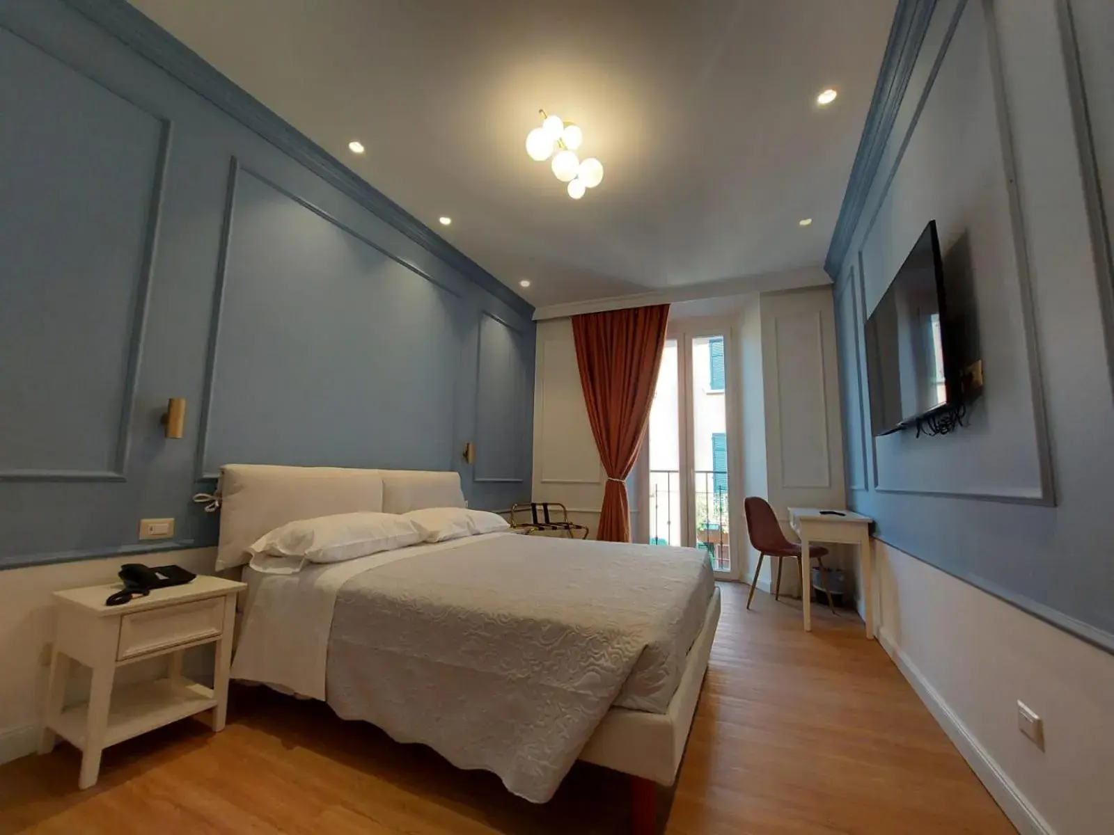 Photo of the whole room in Hotel Borgovico