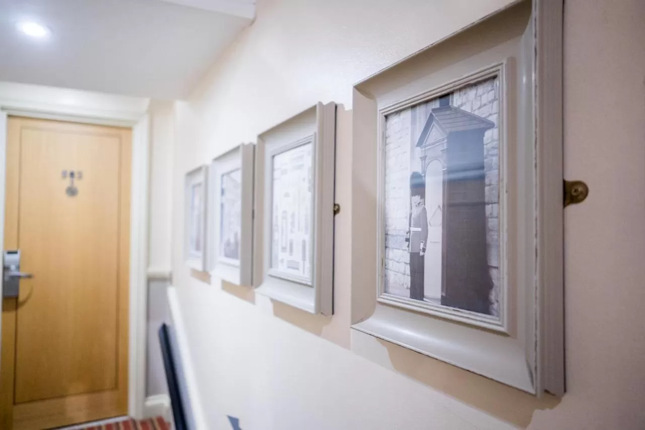 Decorative detail in Best Western Buckingham Palace Rd