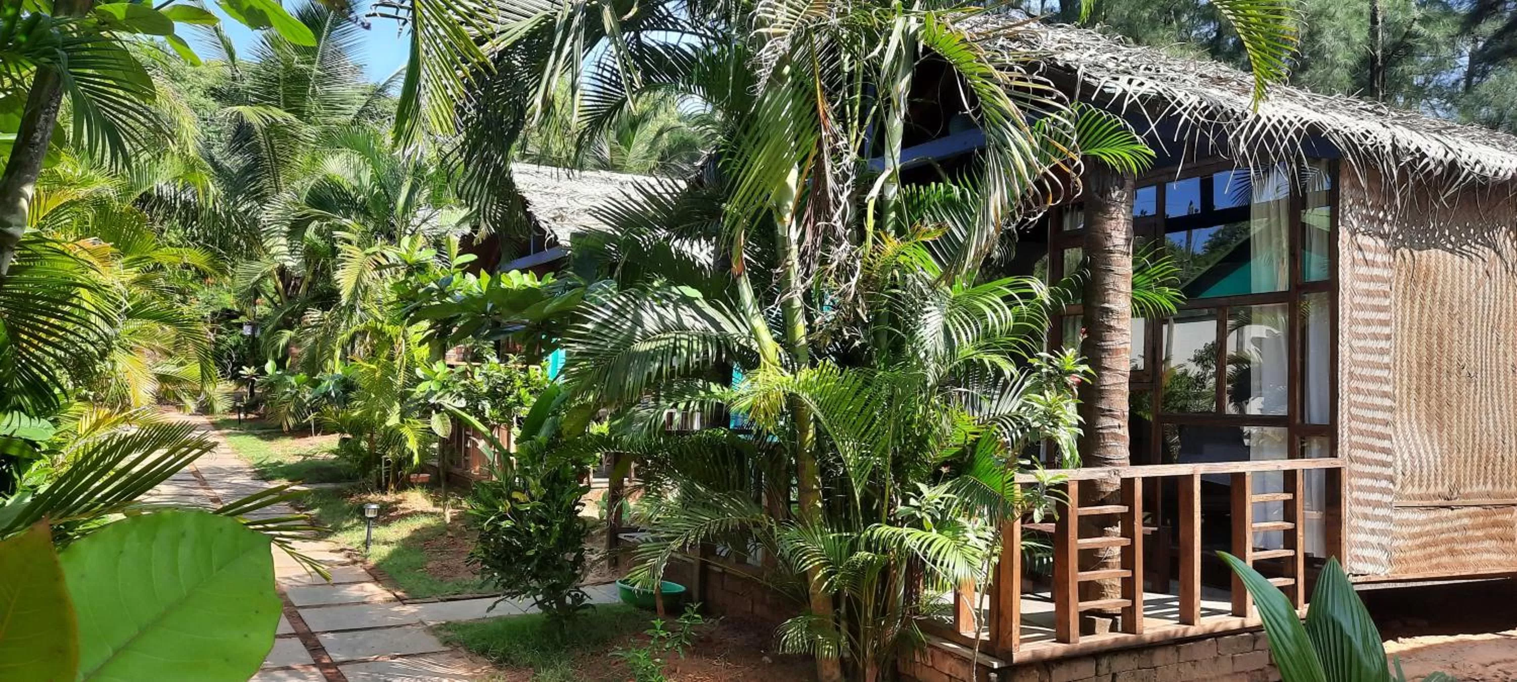 Garden in Peace Garden Beach Resort