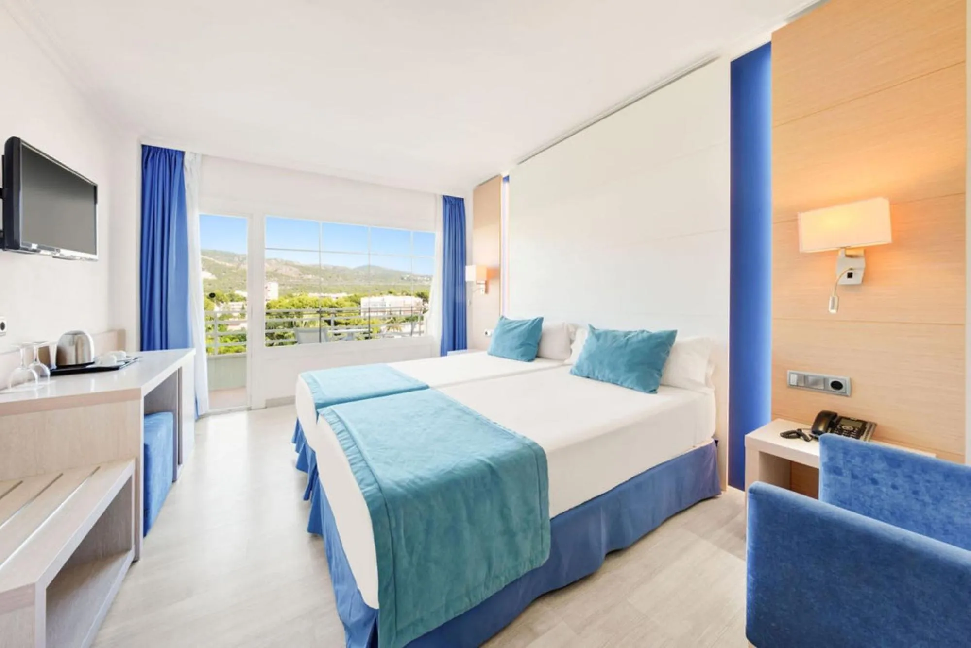 Bed in Hotel Agua Beach "Adults only"