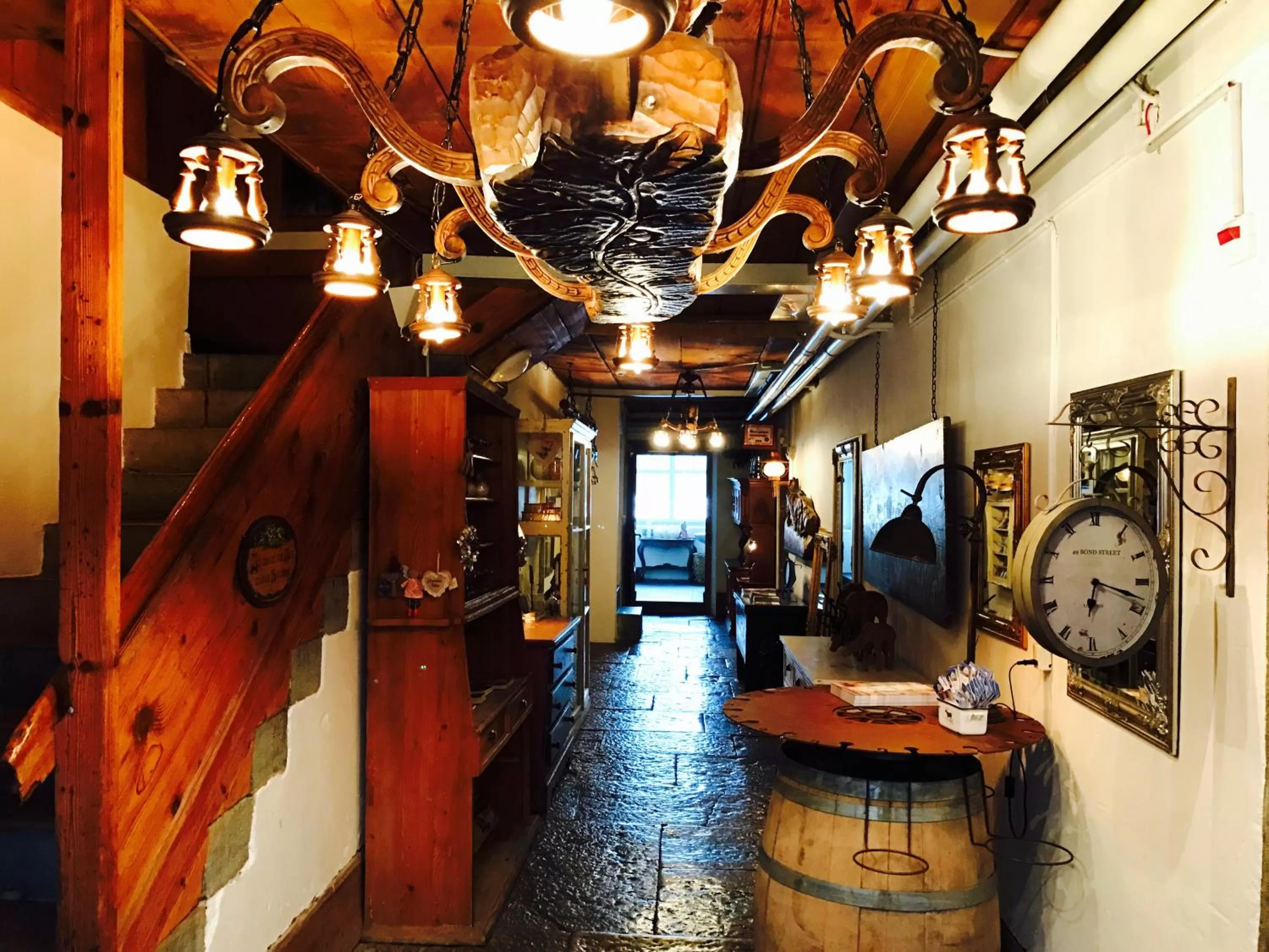 Restaurant/Places to Eat in Auberge de l'Assesseur - Mont-Soleil