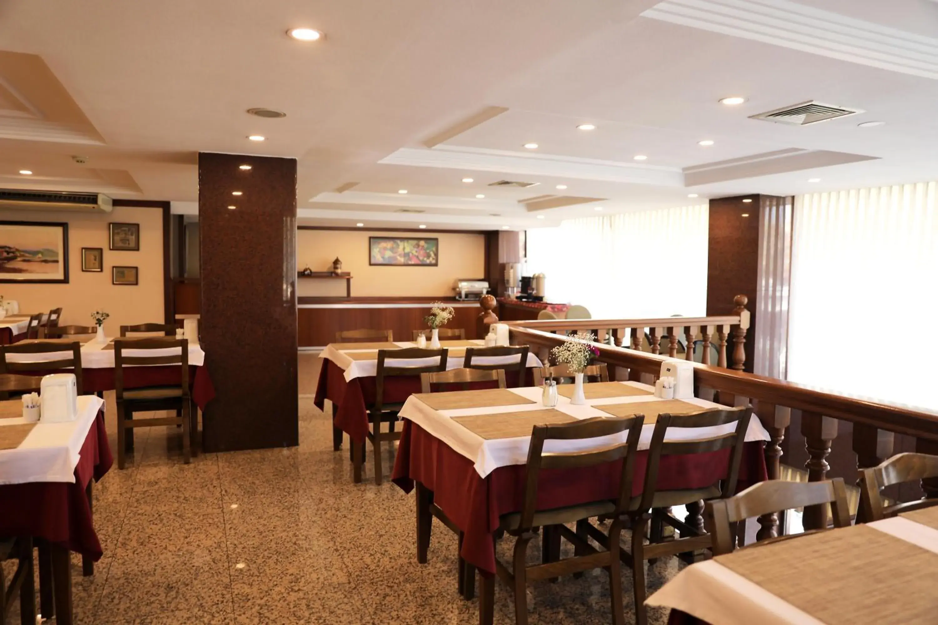 Restaurant/Places to Eat in Yavuz Hotel