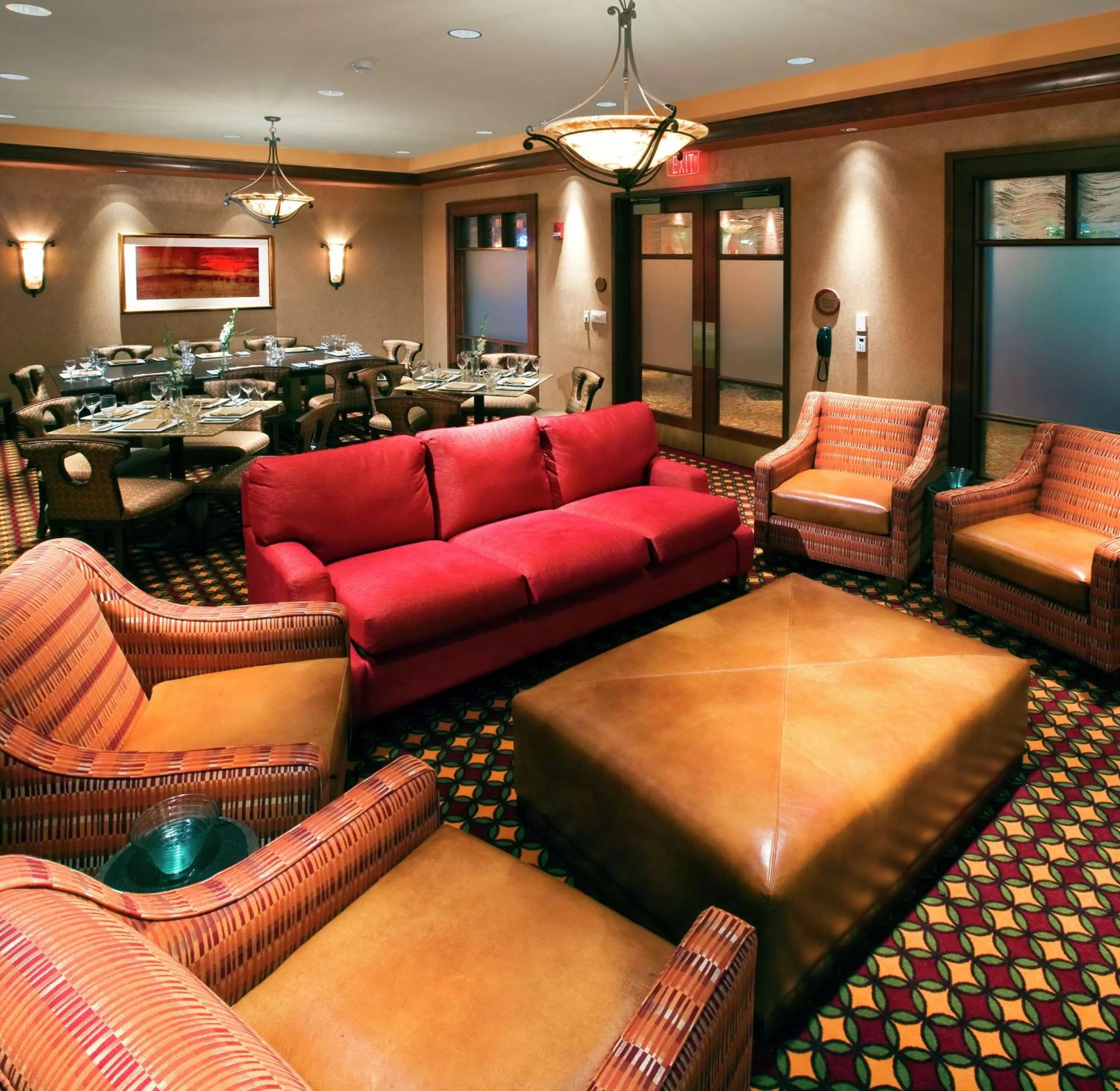 Restaurant/places to eat in Embassy Suites by Hilton Norman Hotel & Conference Center