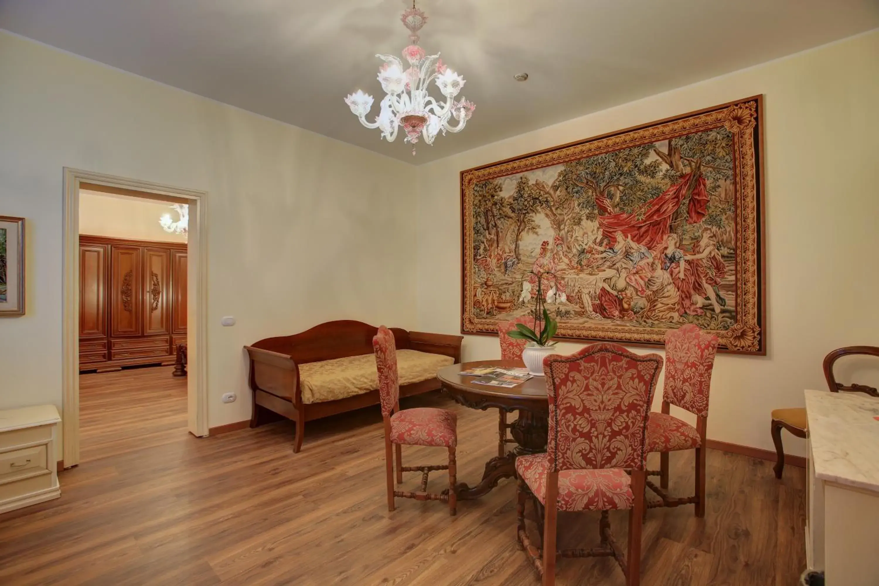 Photo of the whole room, Dining Area in Hotel Villa Braida