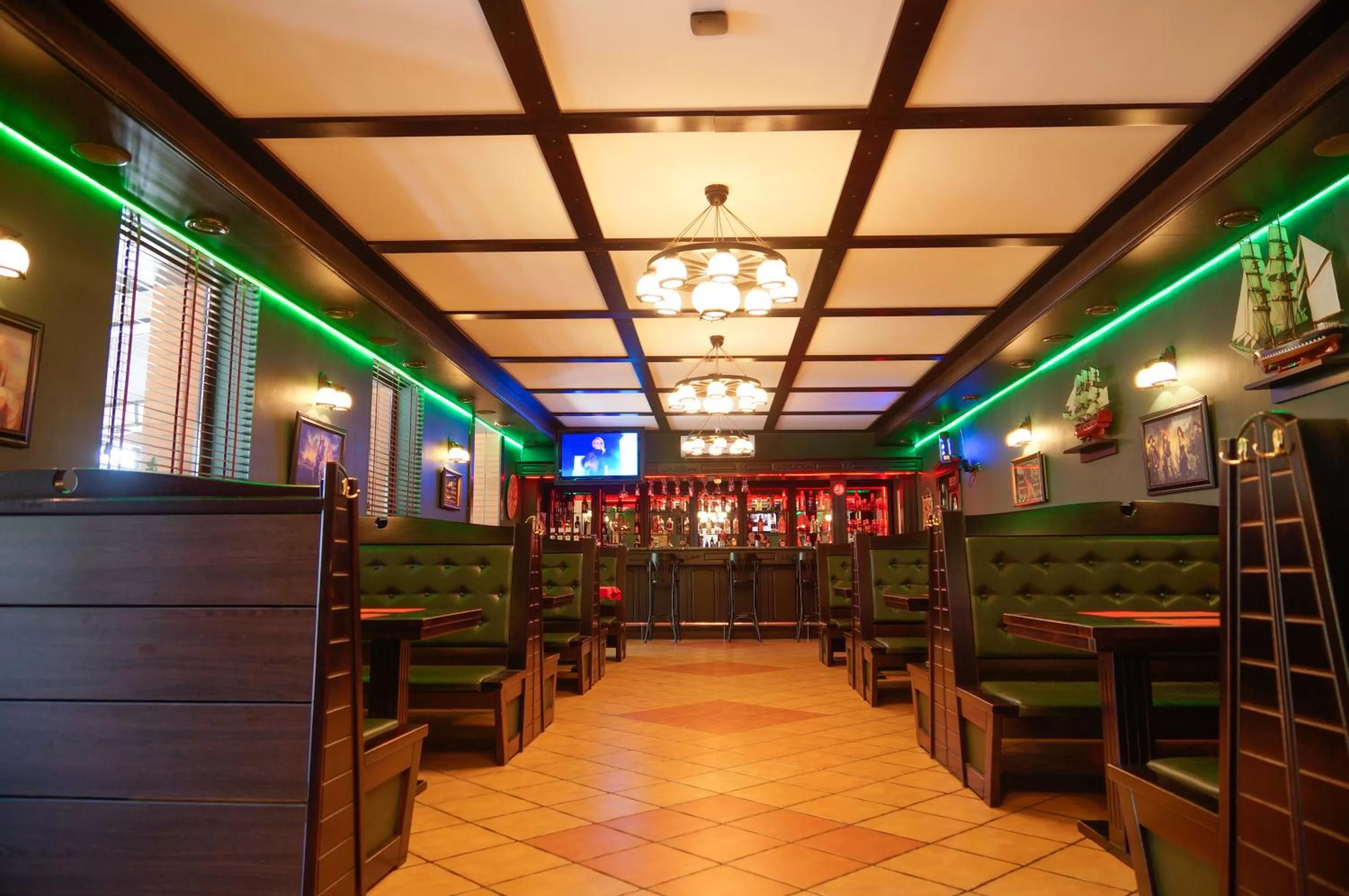 Restaurant/places to eat in Delta Hotel