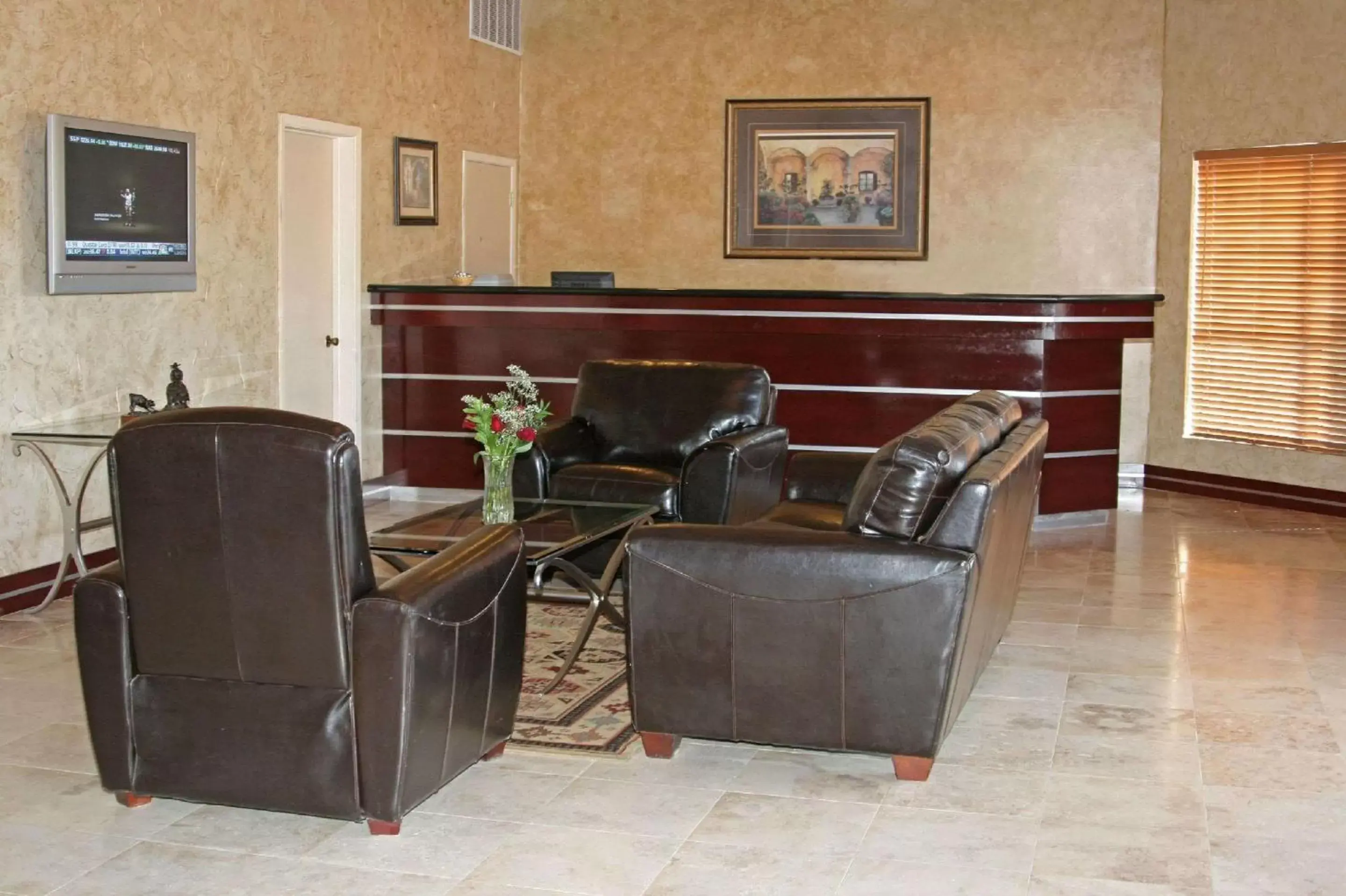 Lobby or reception, Seating Area in Weatherford Heritage Inn