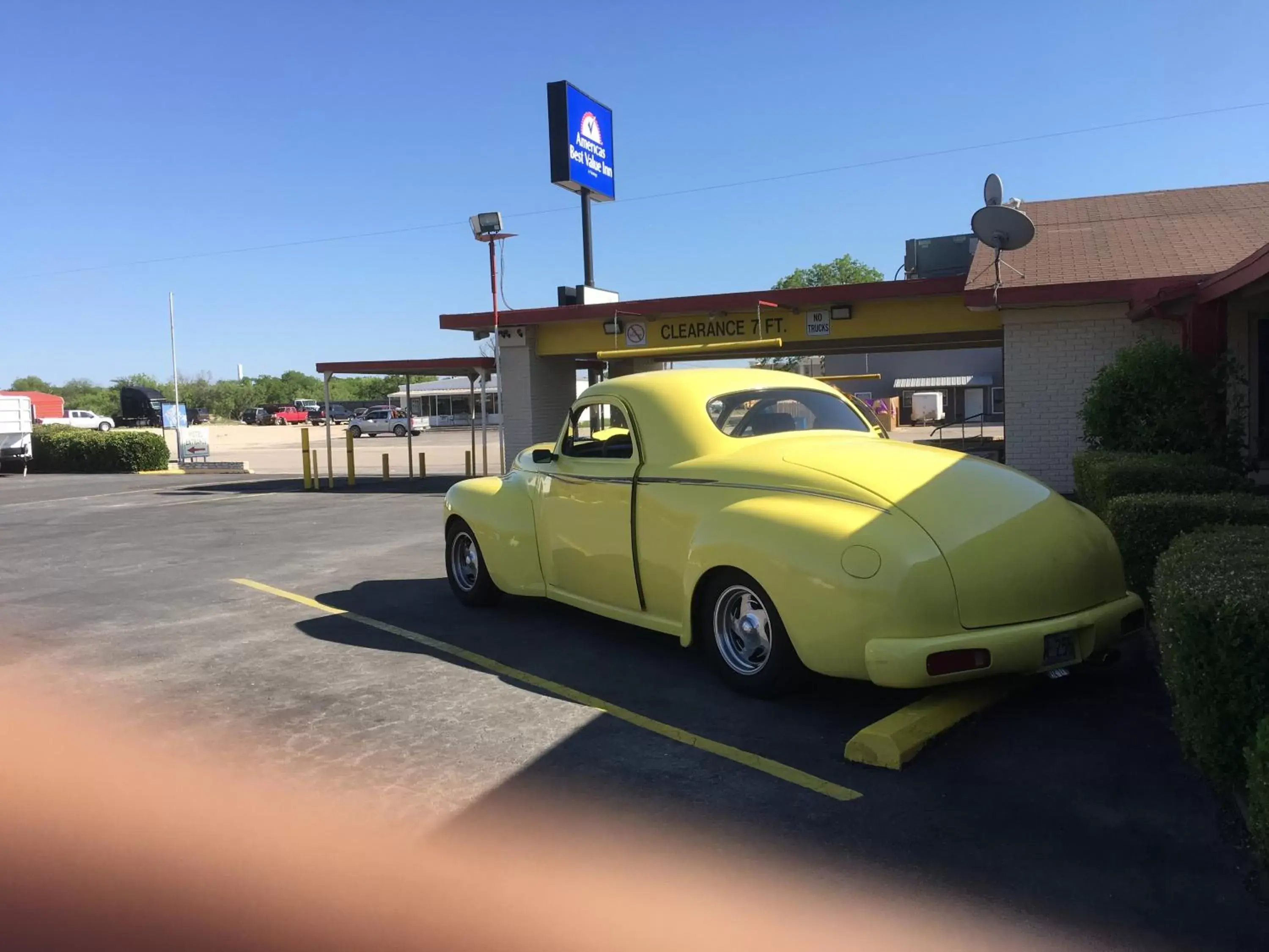 Property building in Americas Best Value Inn Ozona Property building in Americas Best Value Inn Ozona