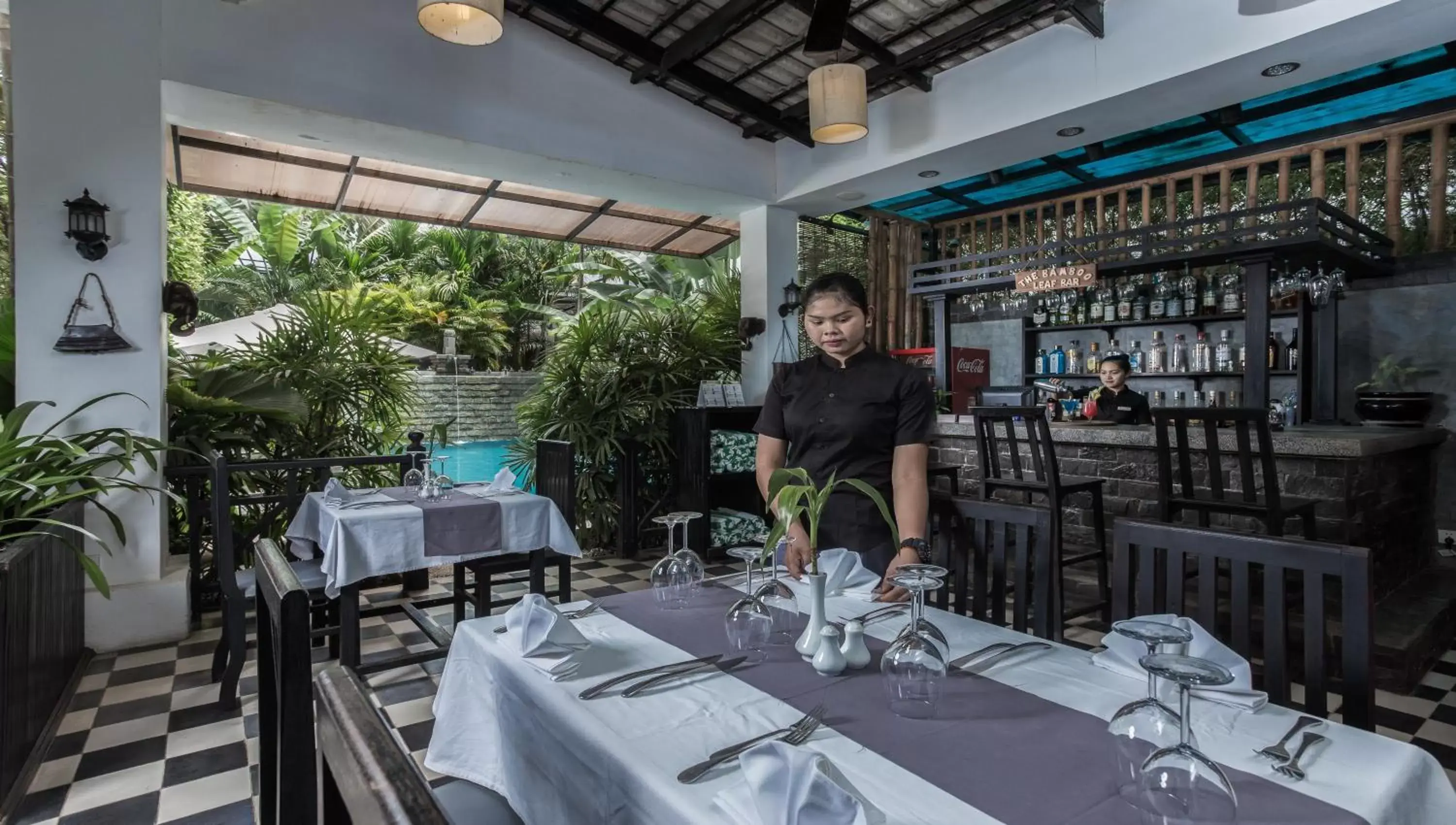 Staff, Restaurant/Places to Eat in The Cyclo d'Angkor Boutique Hotel