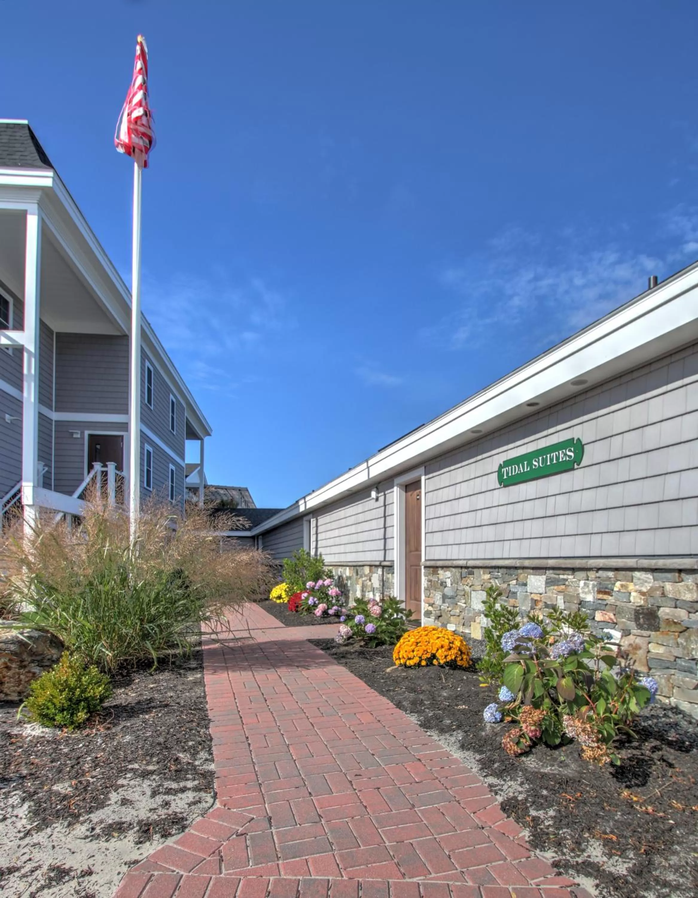 Property Building in Norseman Resort on the Beach
