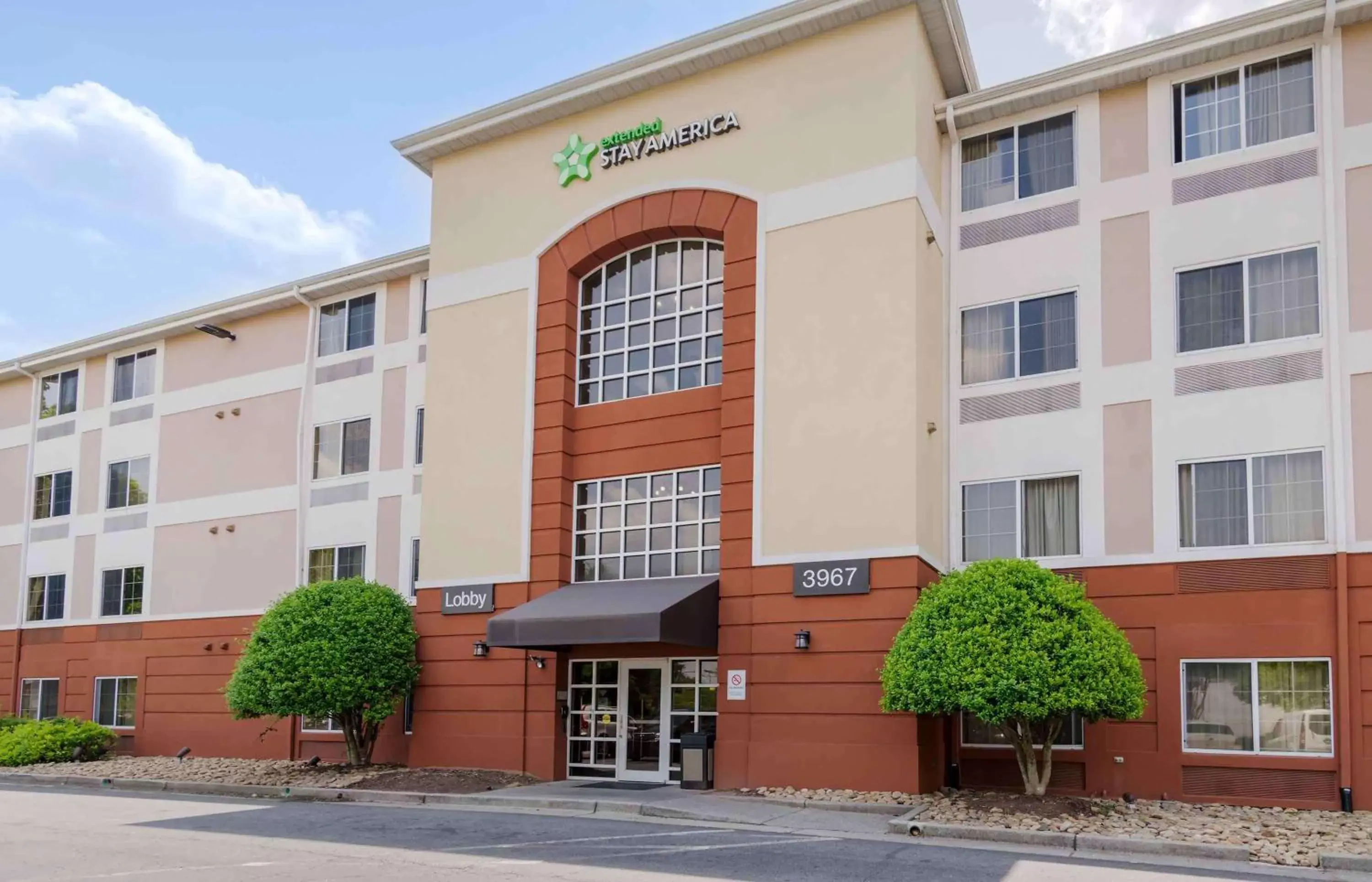 Property Building in Extended Stay America Suites - Atlanta - Buckhead