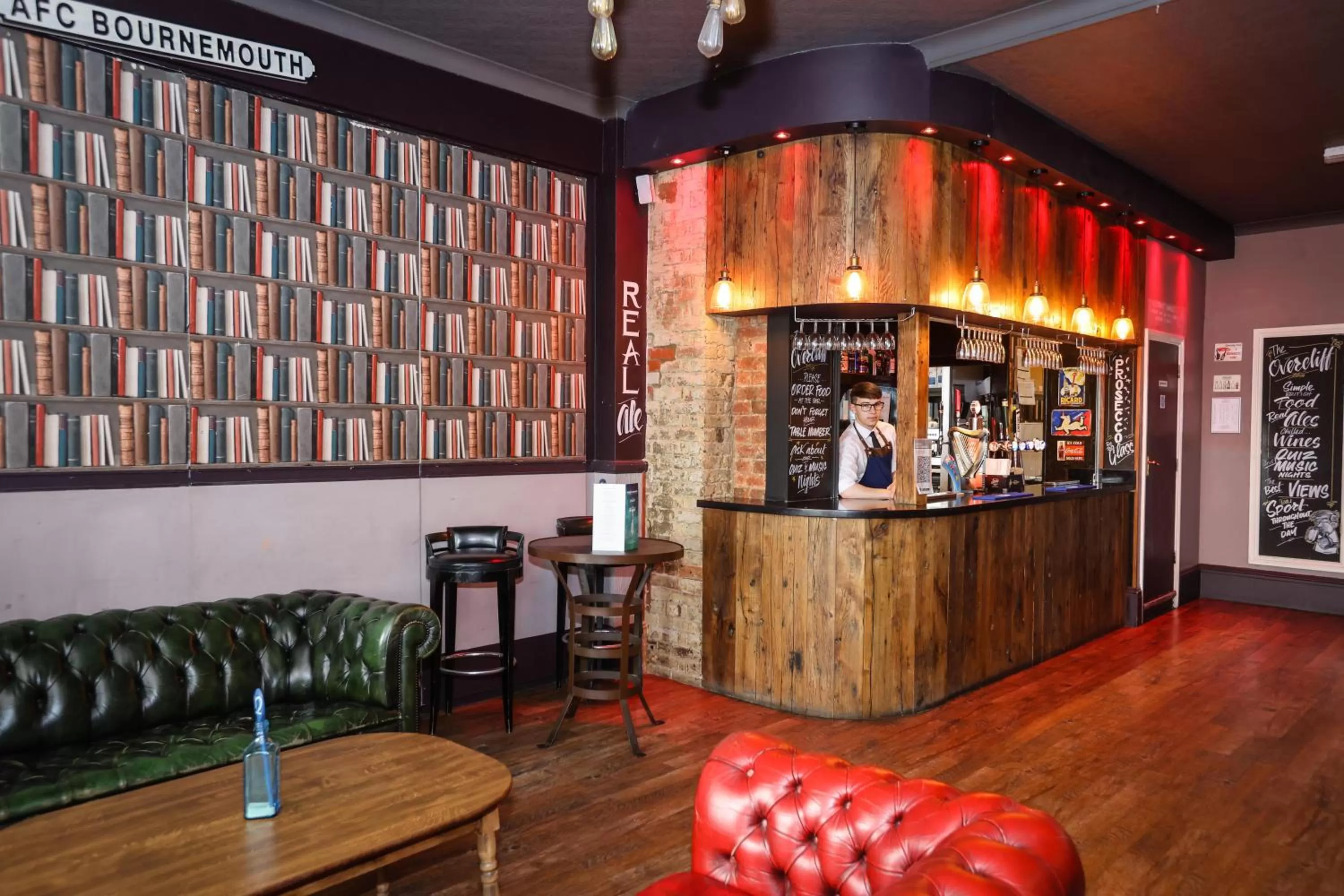 Food and drinks in Suncliff Hotel - OCEANA COLLECTION