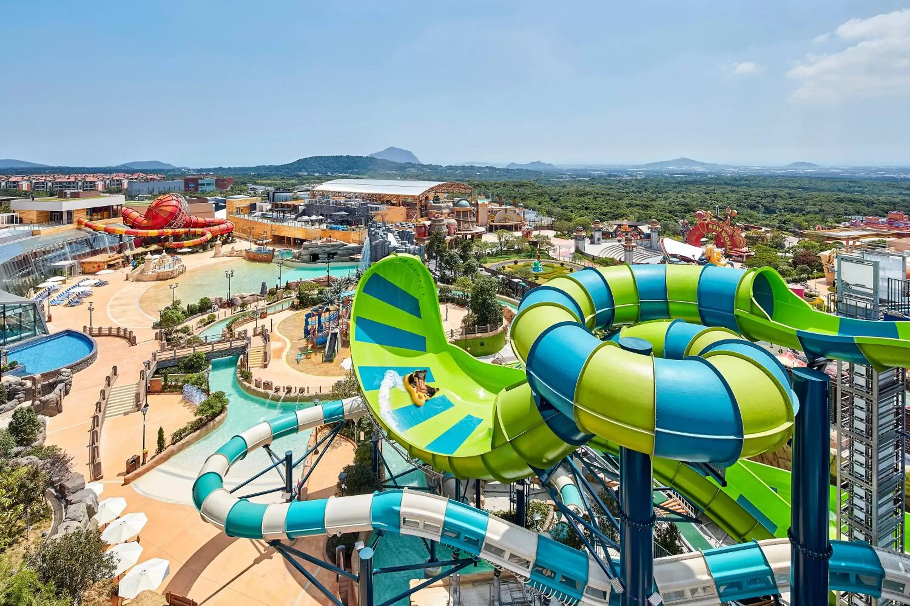 Activities, Water Park in Jeju Shinhwa World Landing Resort