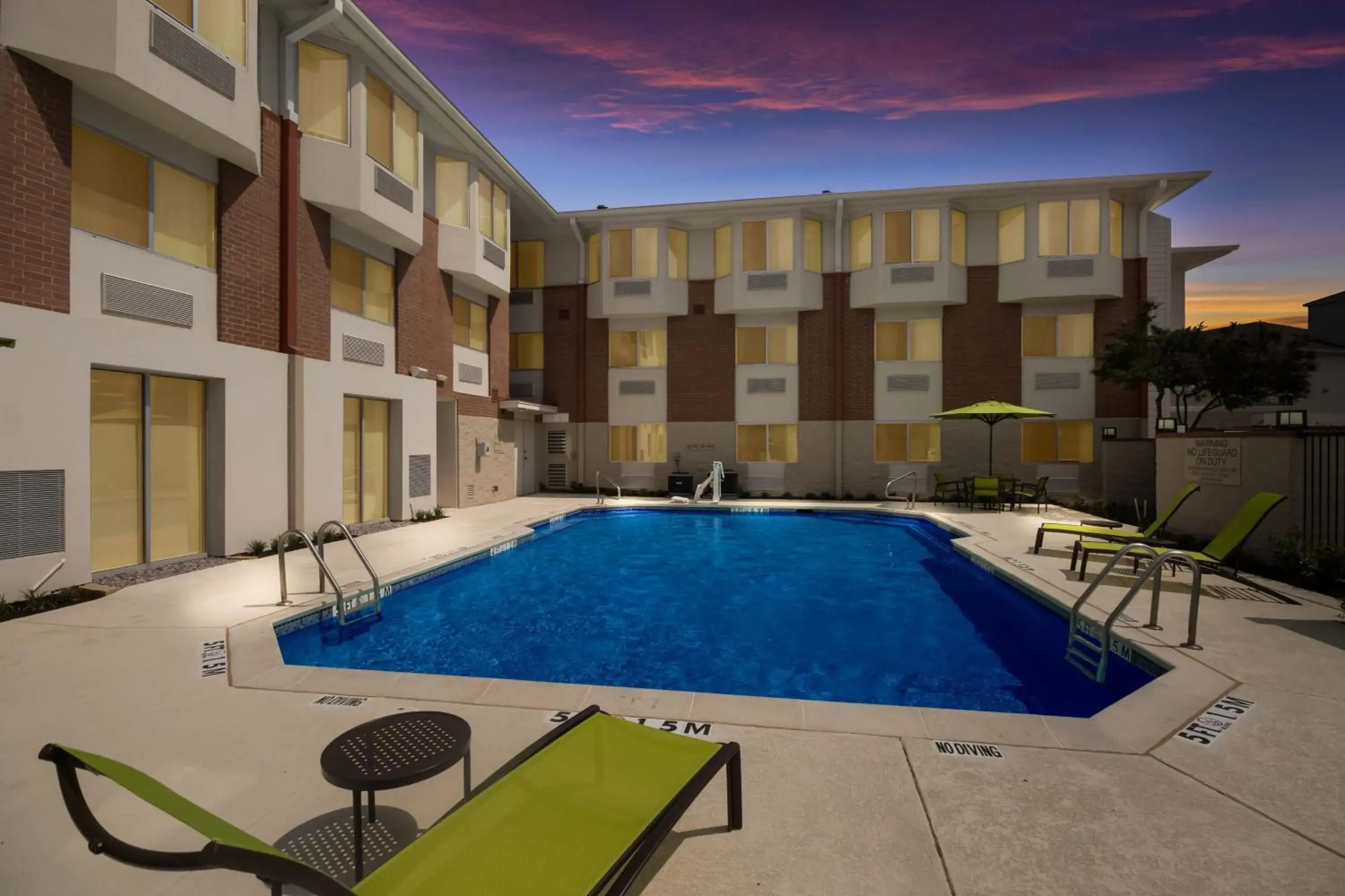 Swimming Pool in SpringHill Suites by Marriott Dallas NW Highway at Stemmons / I-35East